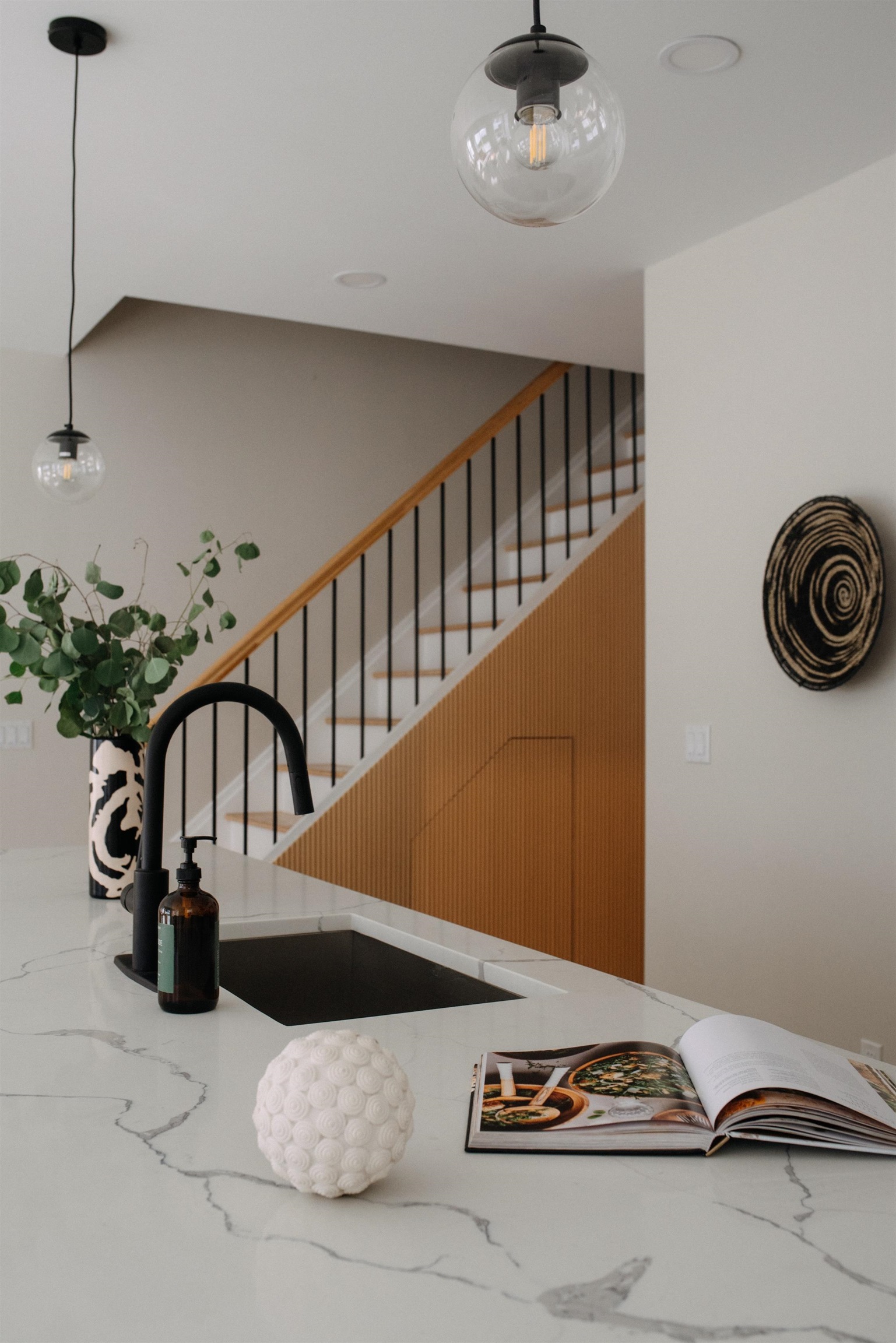 197 GRIFFITH ST Unit: 1