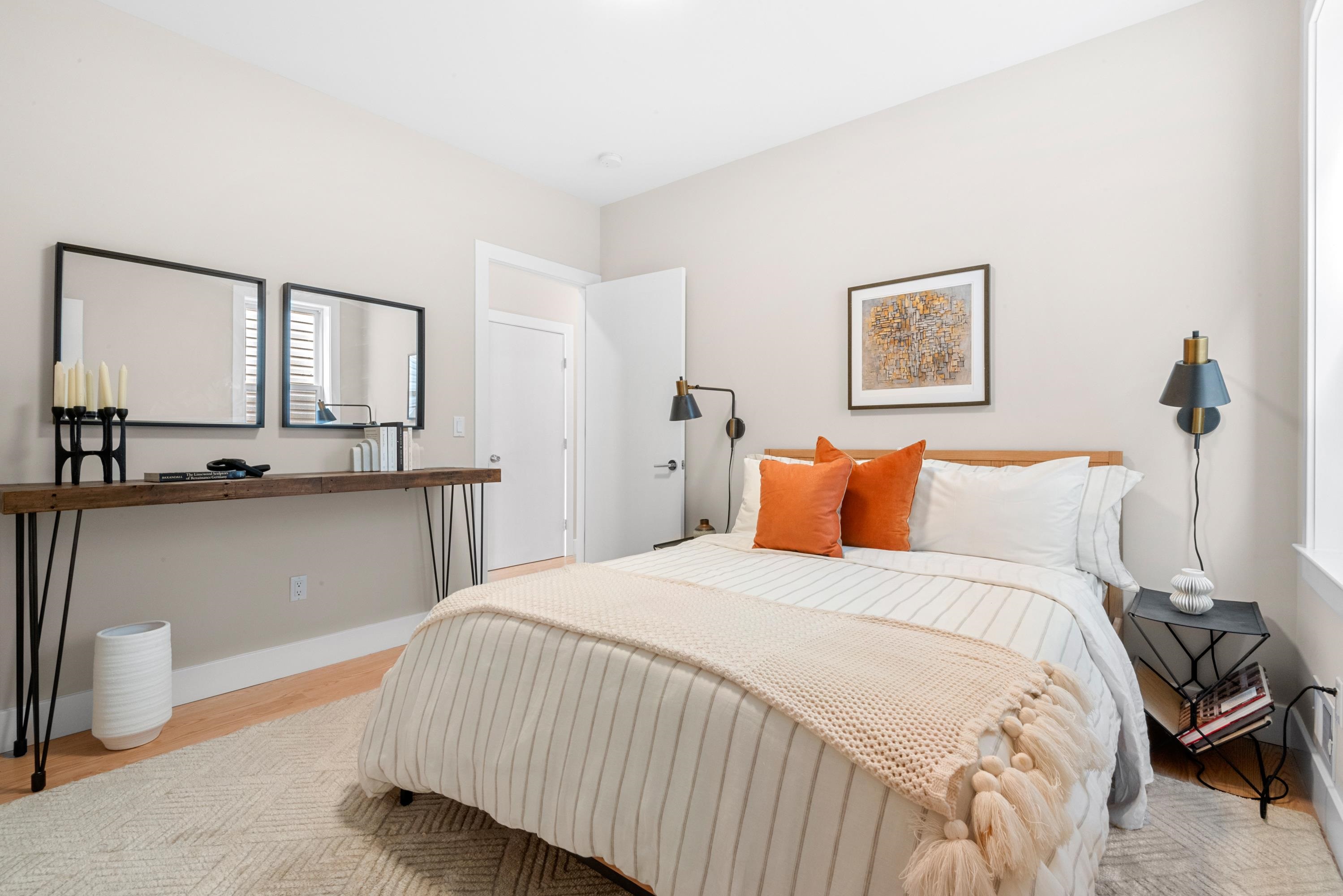 197 GRIFFITH ST Unit: 1