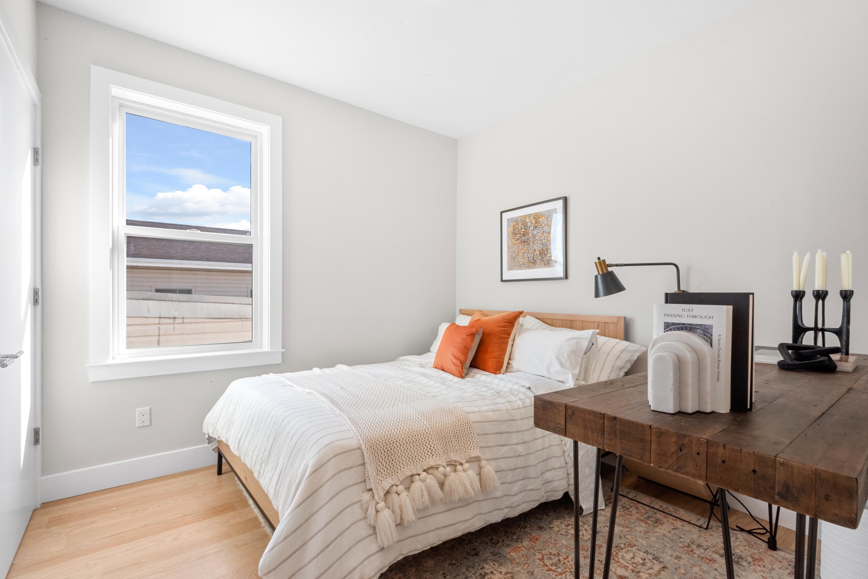 197 GRIFFITH ST Unit: 2