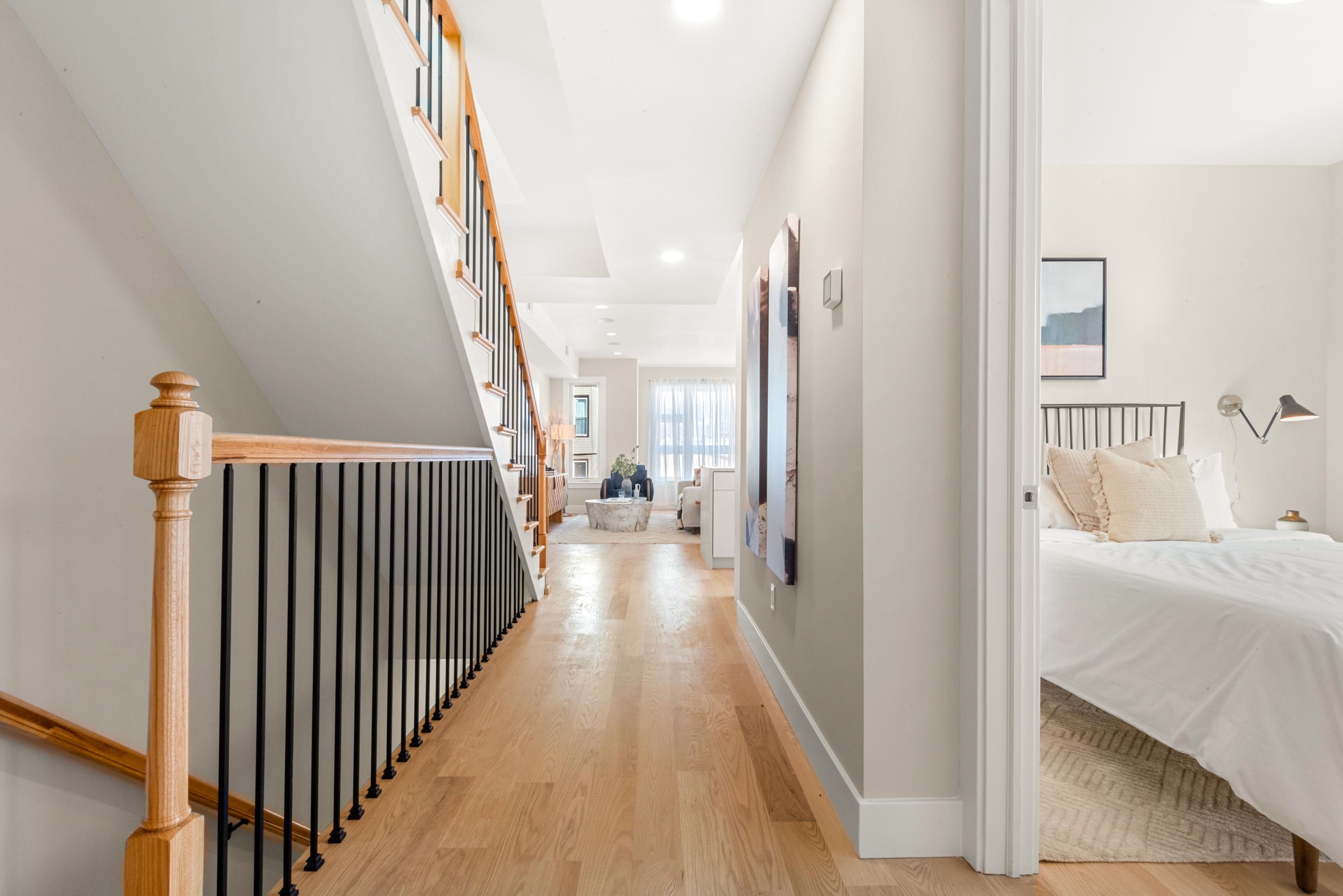 197 GRIFFITH ST Unit: 2