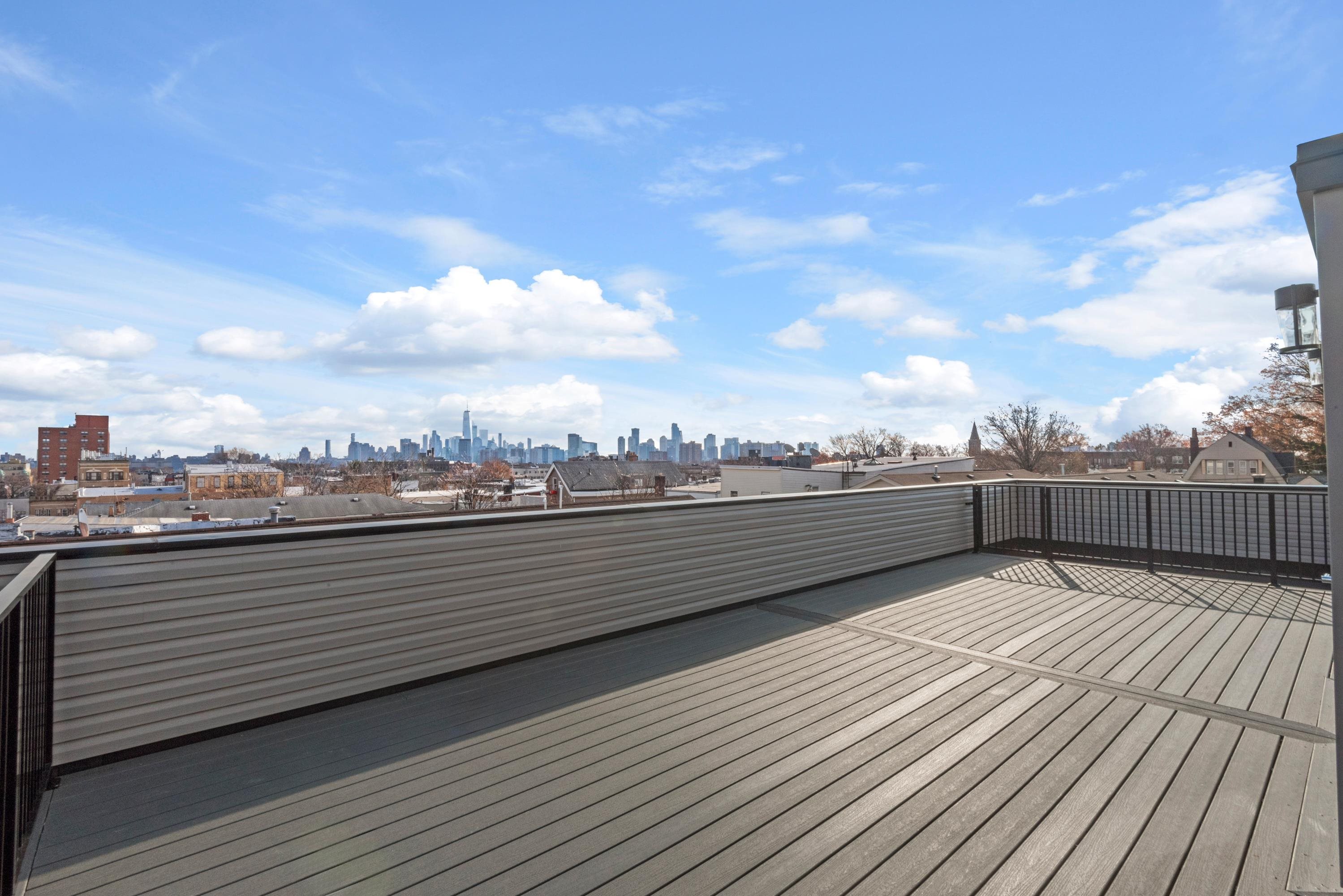 197 GRIFFITH ST Unit: 2