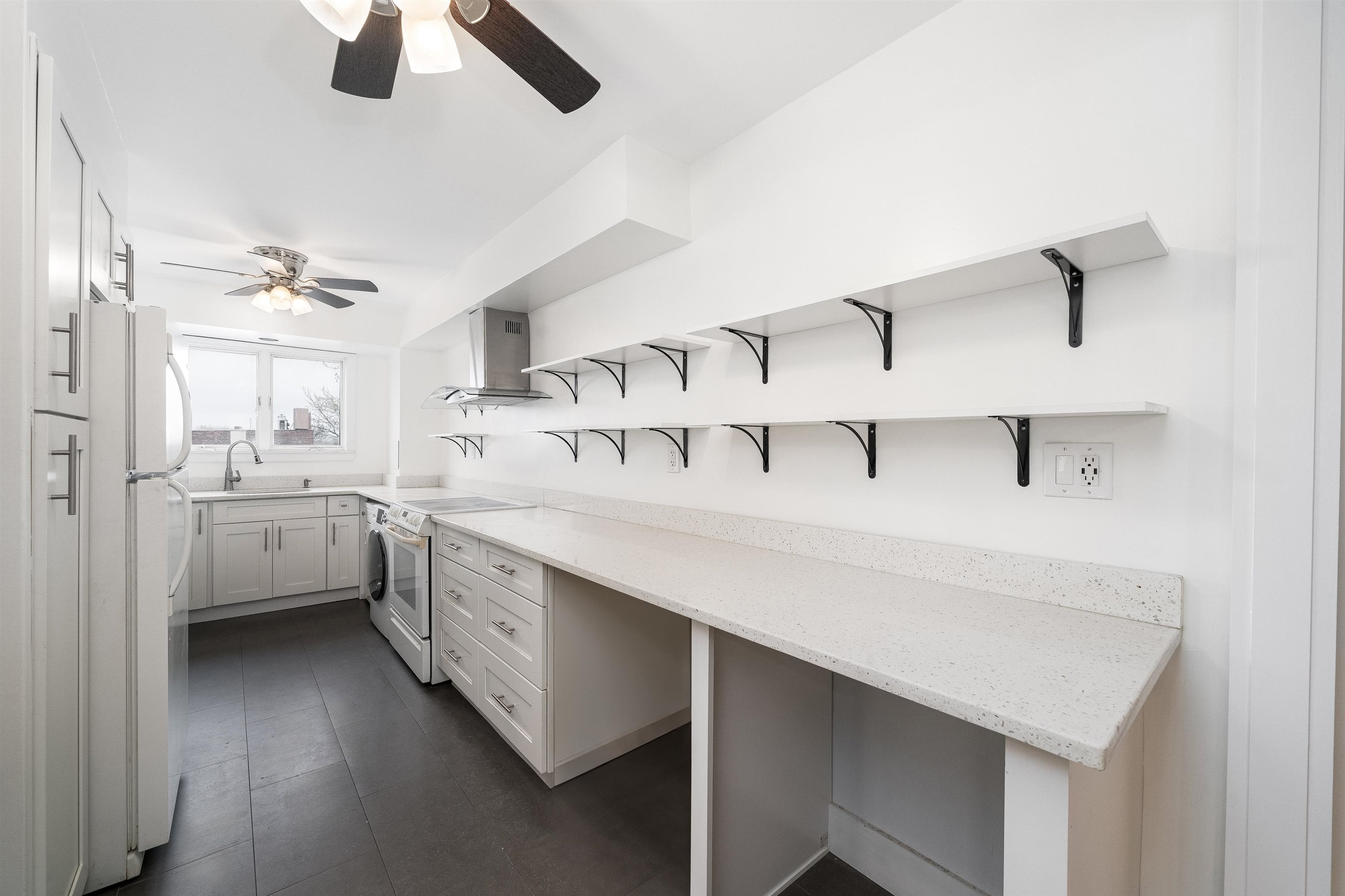 1070 KENNEDY BLVD Unit: 4A