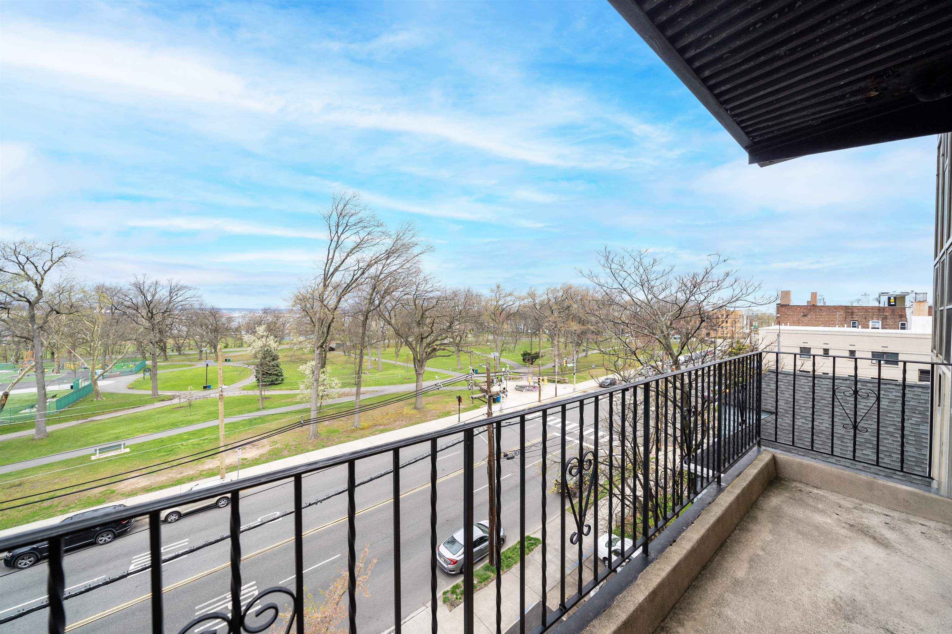 1070 KENNEDY BLVD Unit: 4A