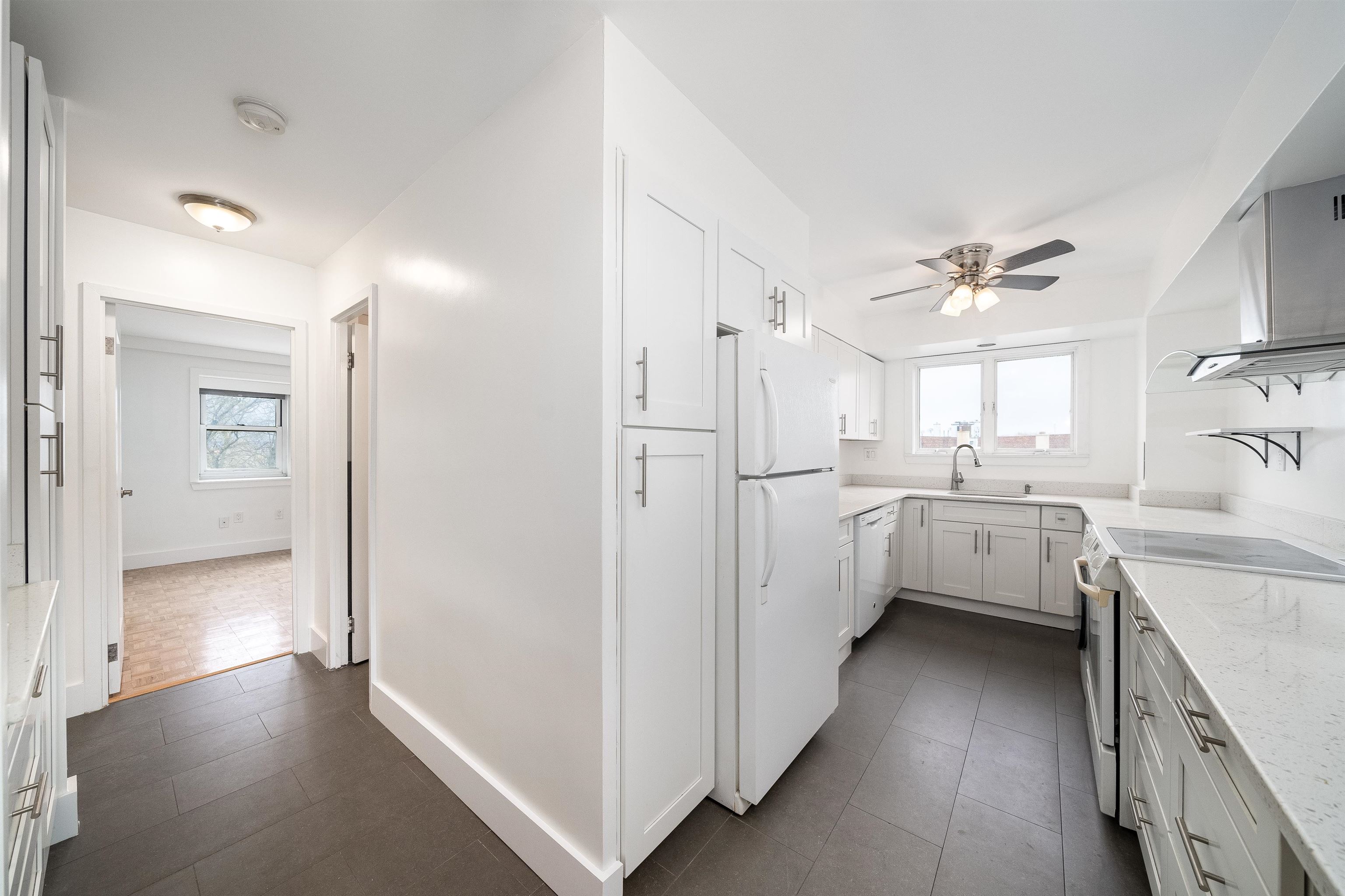 1070 KENNEDY BLVD Unit: 4A