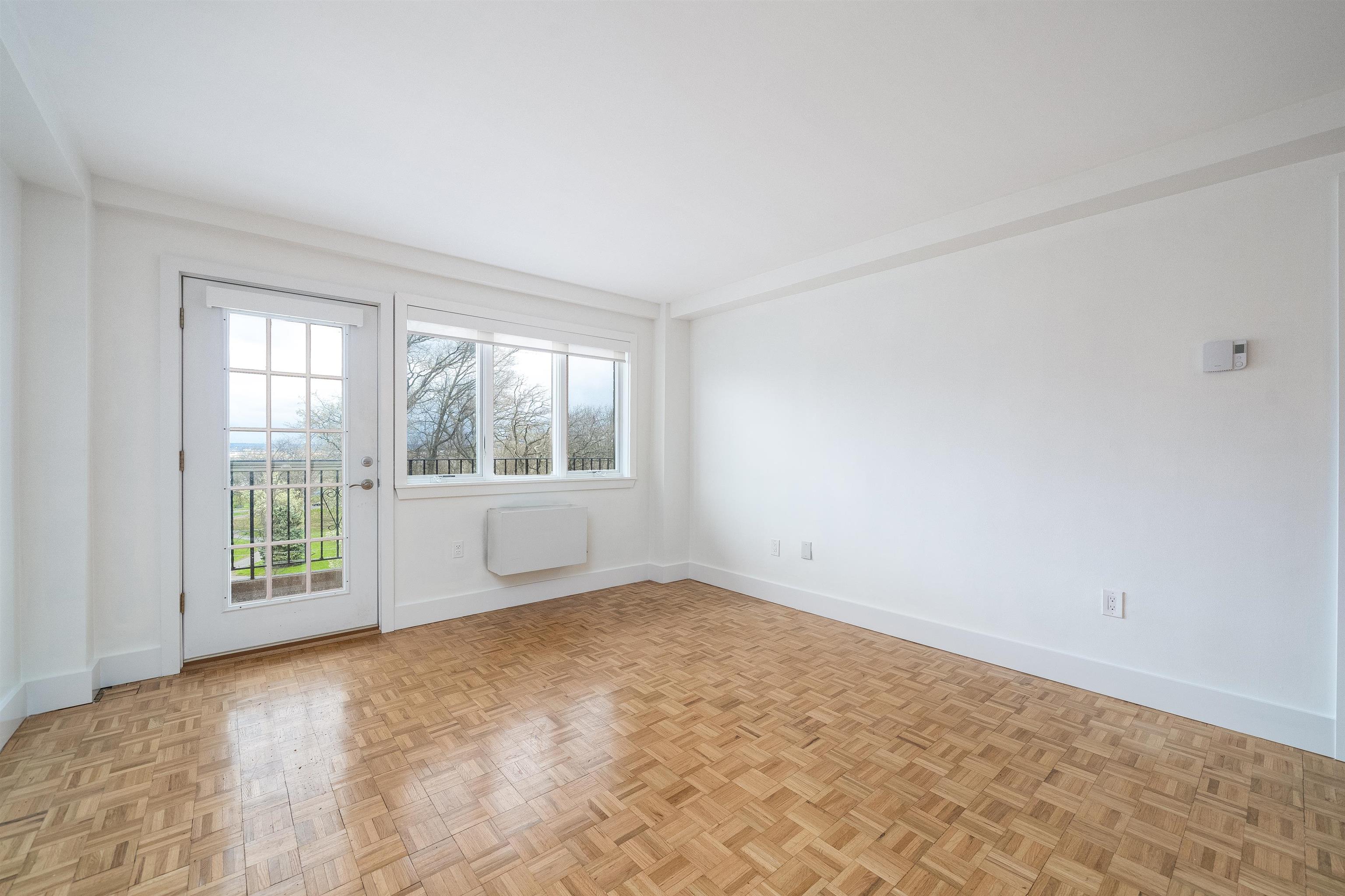 1070 KENNEDY BLVD Unit: 4A