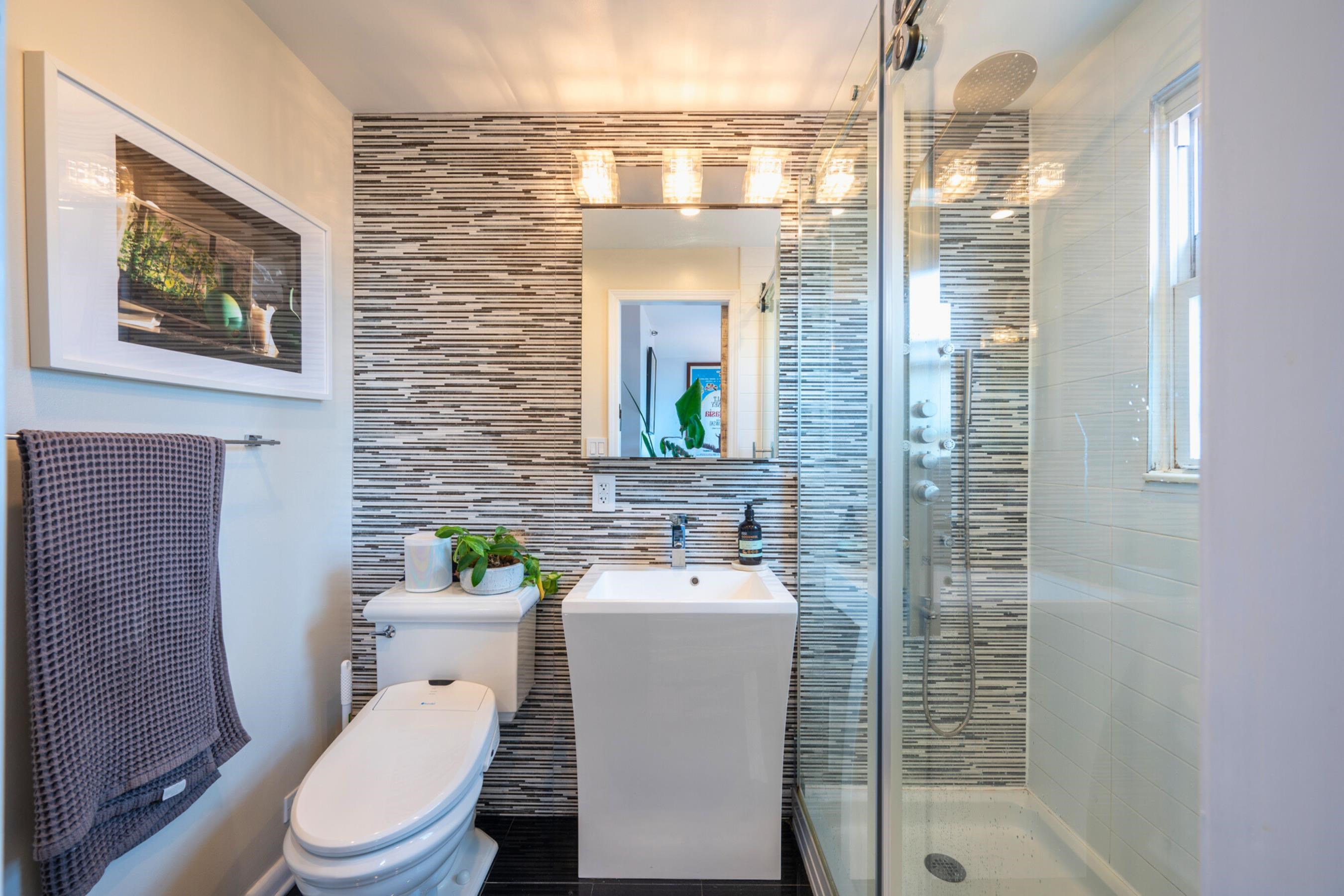 347 VARICK ST Unit: 420A