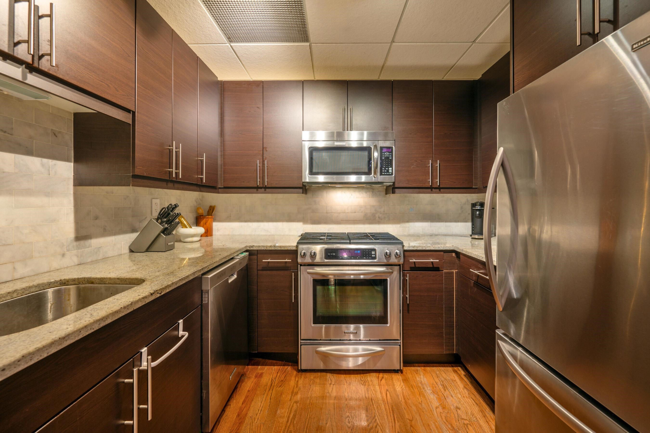 347 VARICK ST Unit: 420A