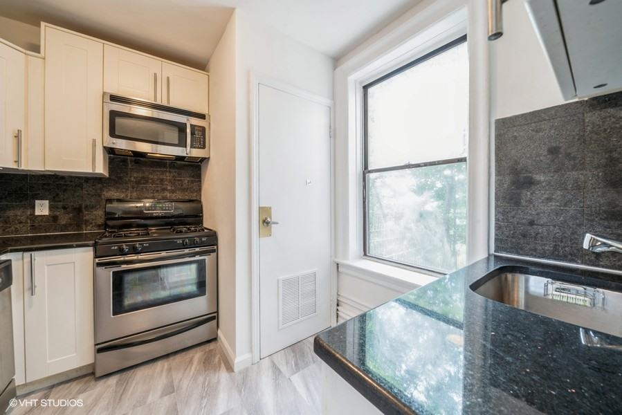 145 HARRISON AVE Unit: 104