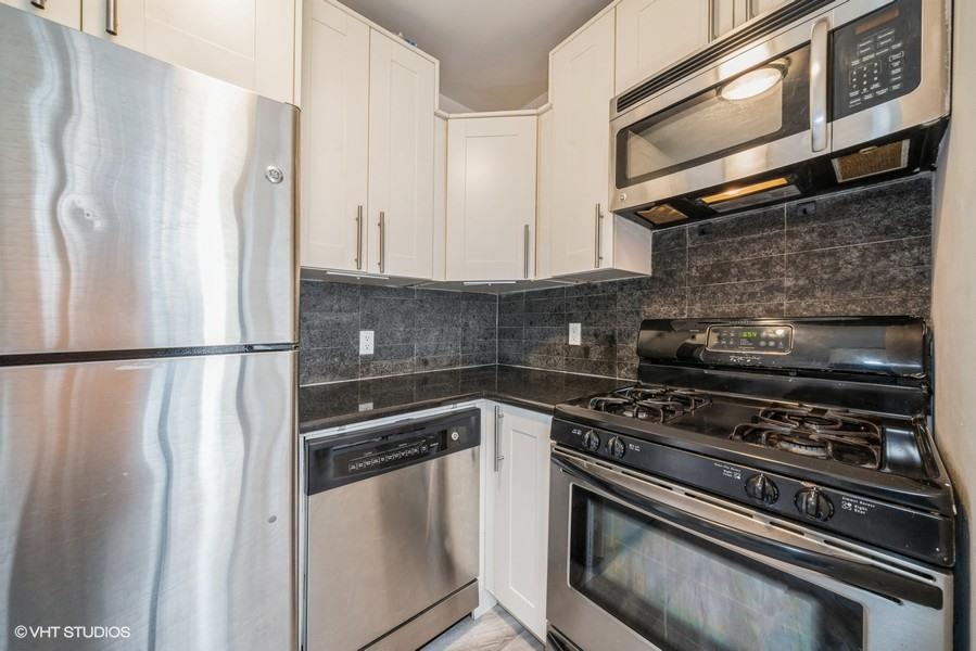 145 HARRISON AVE Unit: 104