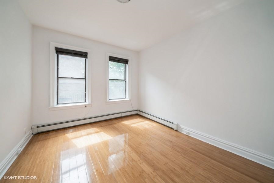 145 HARRISON AVE Unit: 104