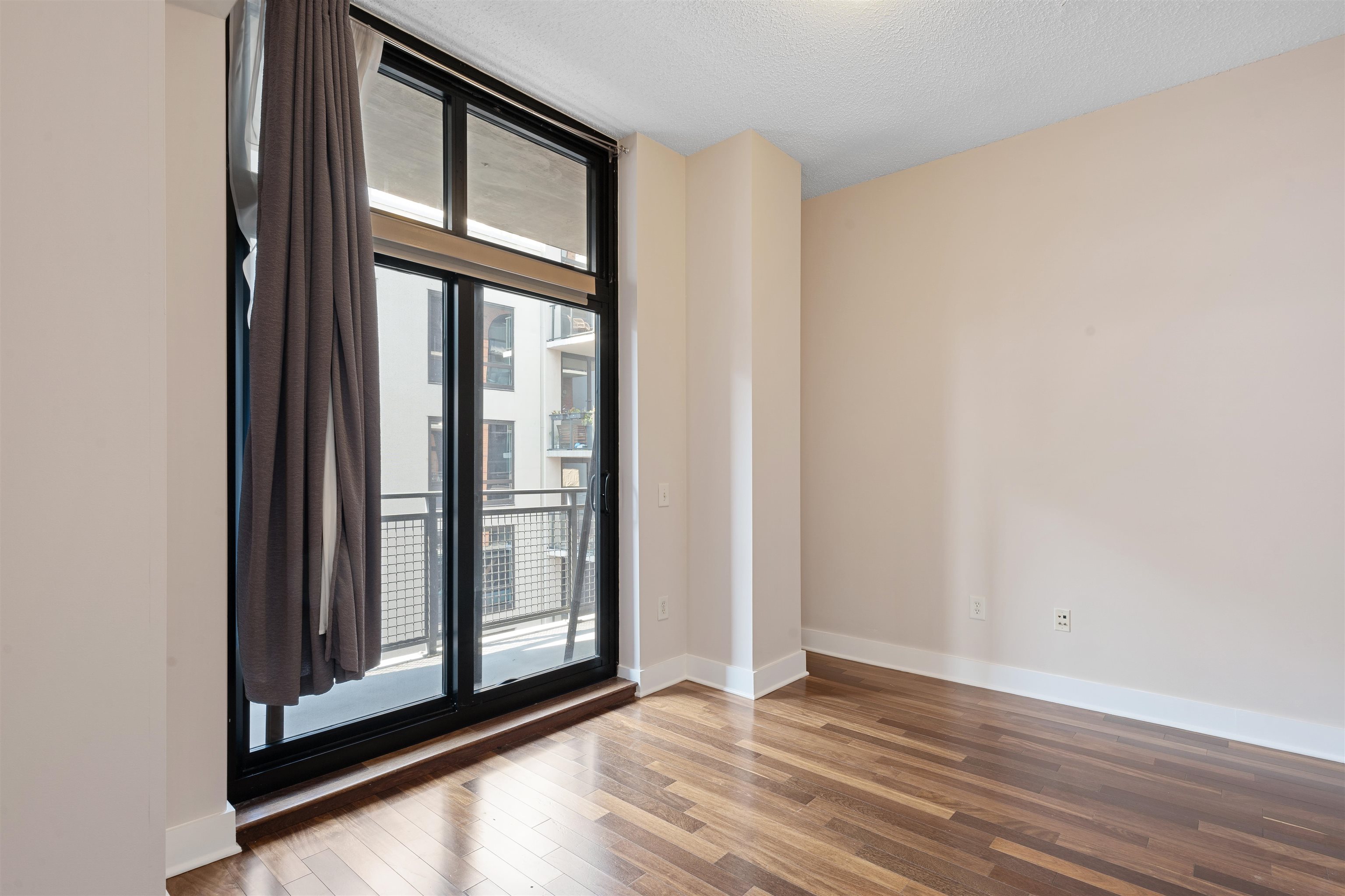 159 2ND ST Unit: 901