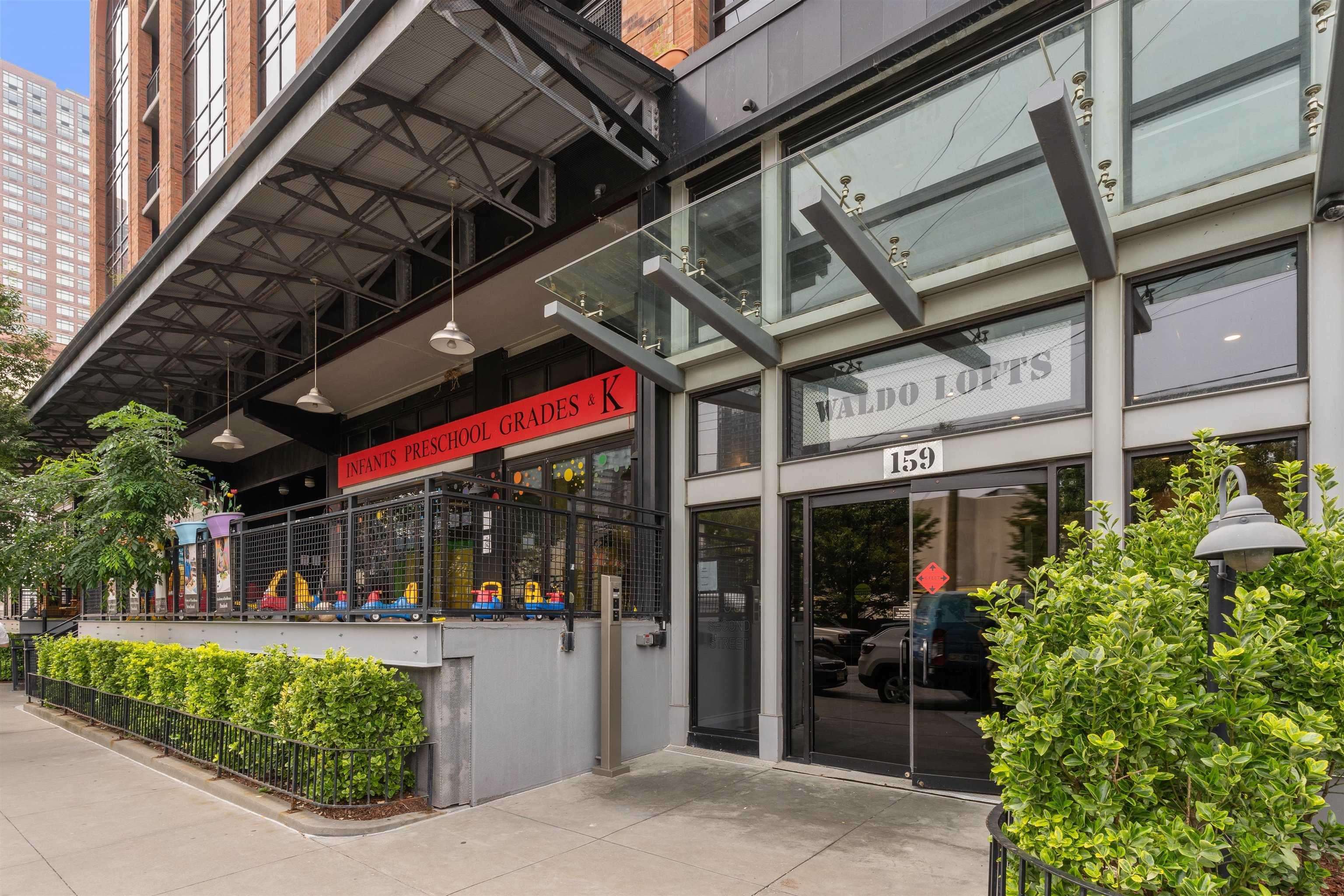159 2ND ST Unit: 901
