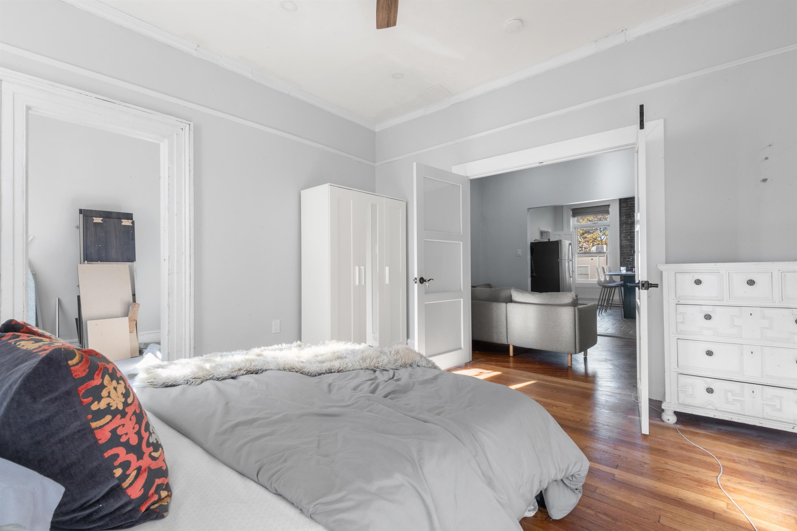 321 PACIFIC AVE Unit: 2