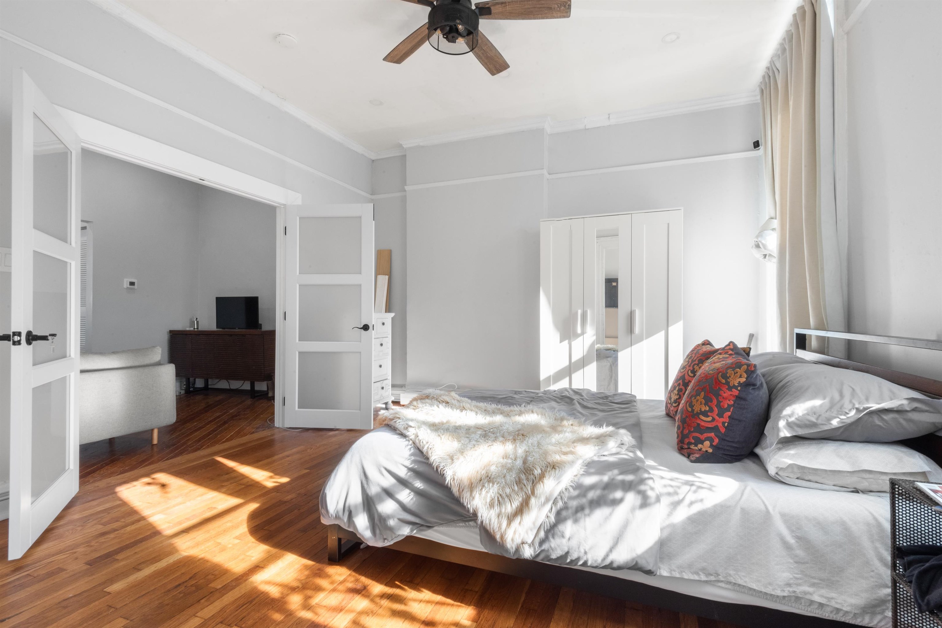 321 PACIFIC AVE Unit: 2