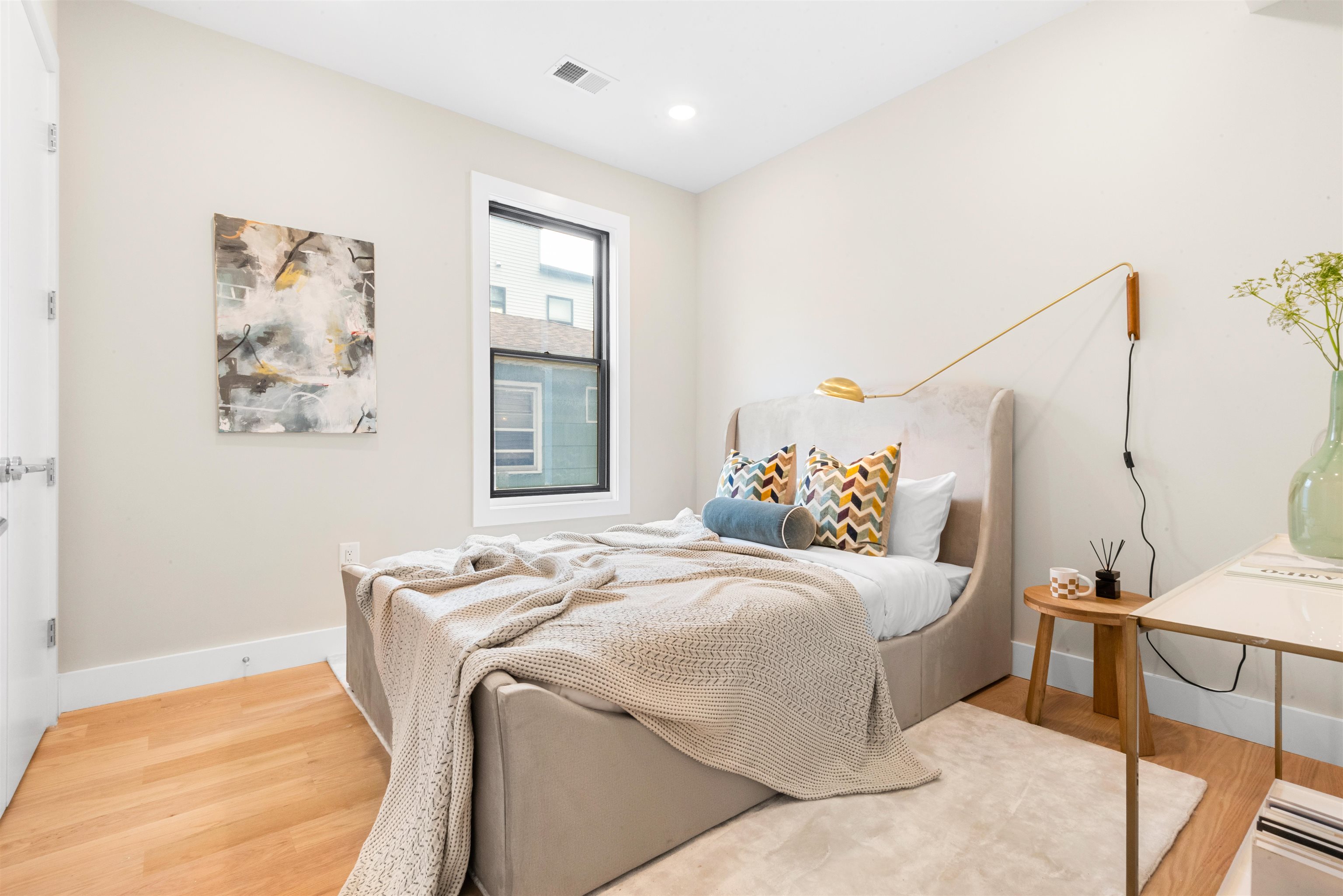 246 WEBSTER AVE Unit: 1