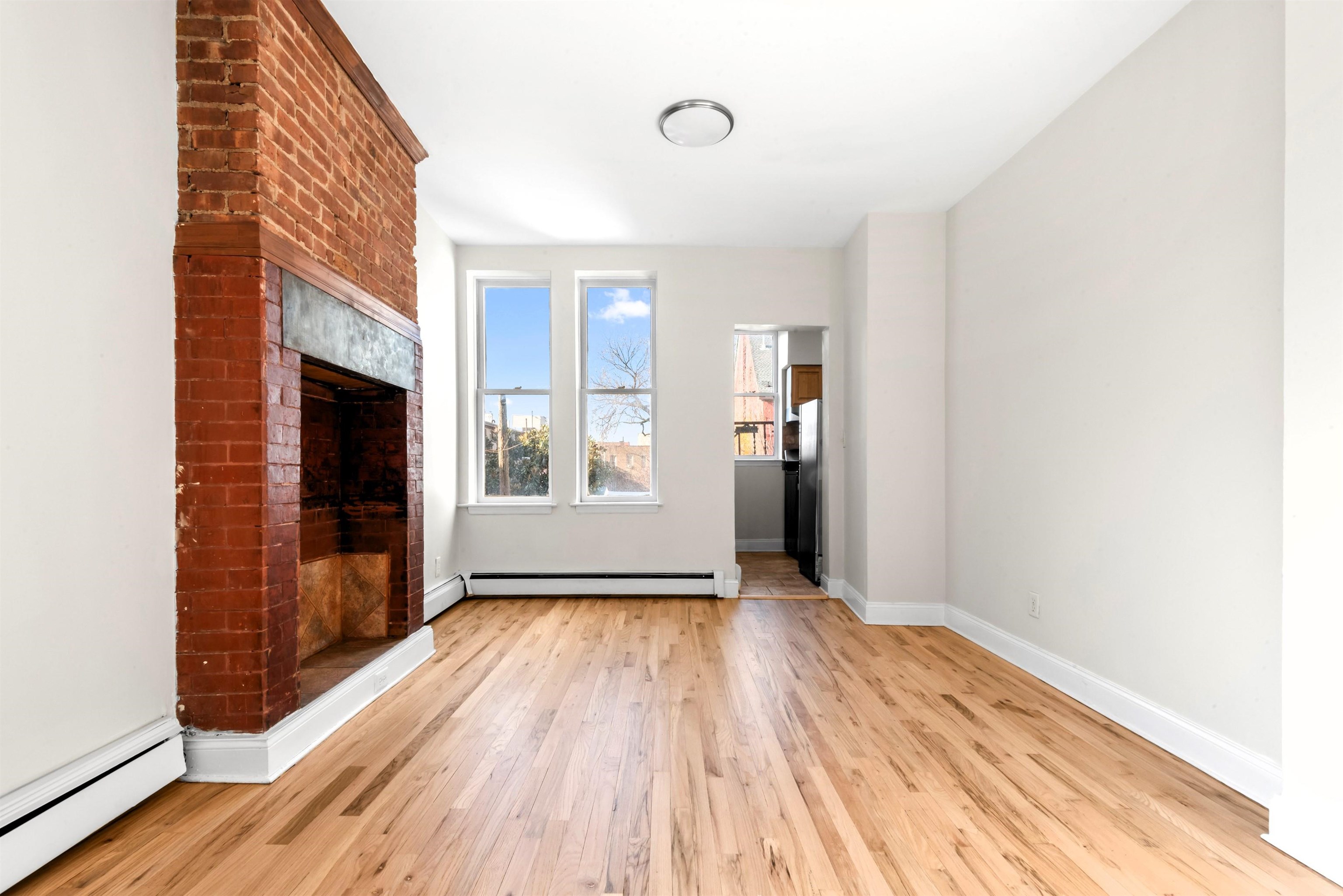 297 BARROW ST Unit: 32