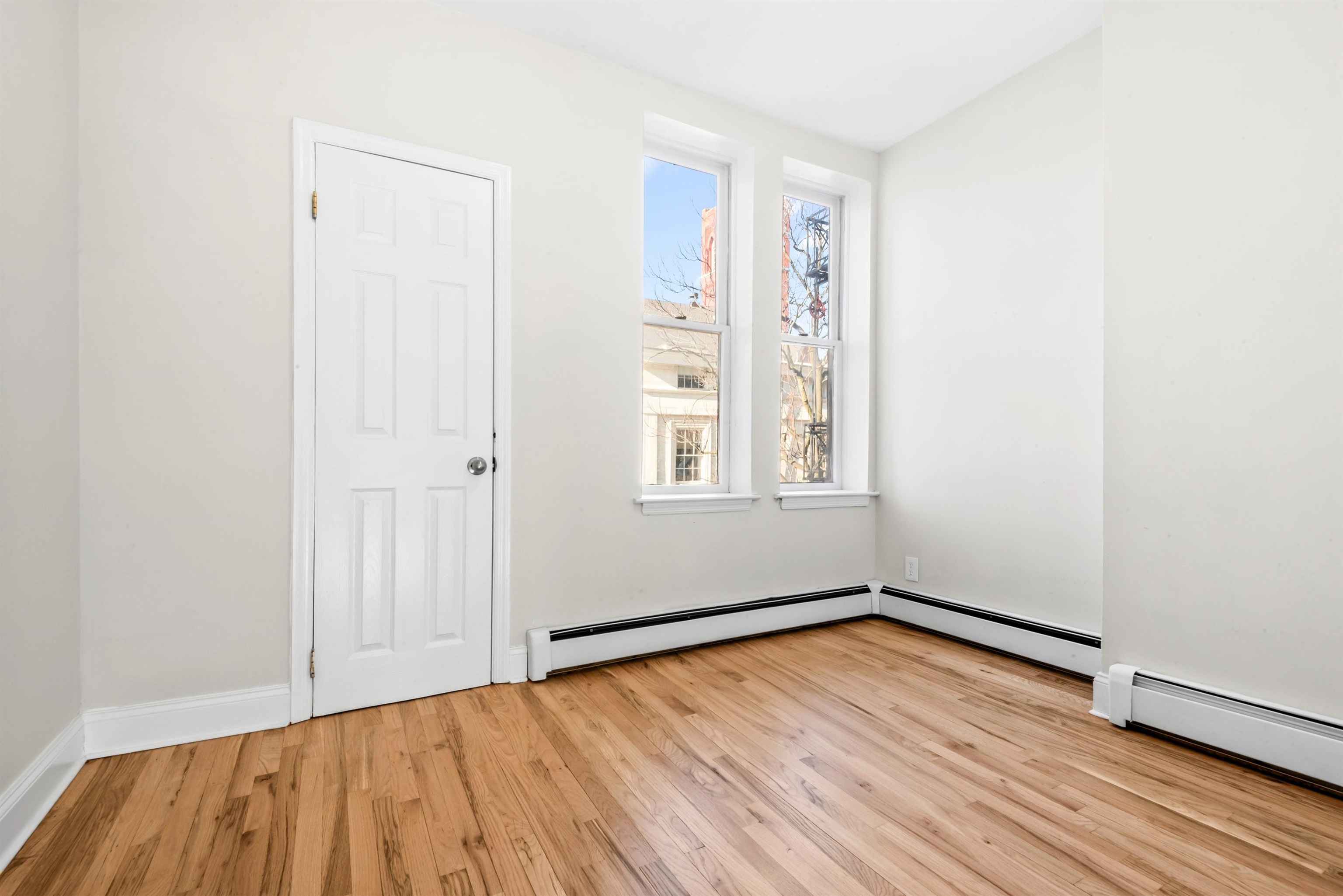 297 BARROW ST Unit: 32