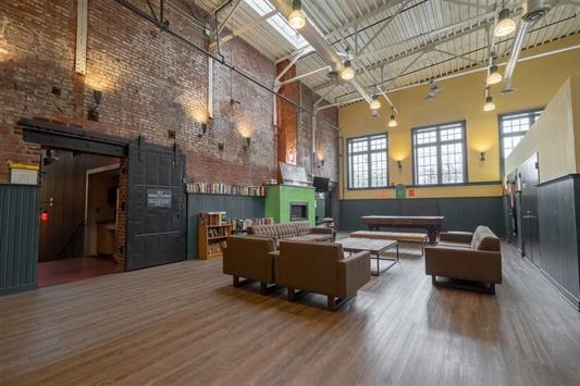 187 WAYNE ST Unit: 201C