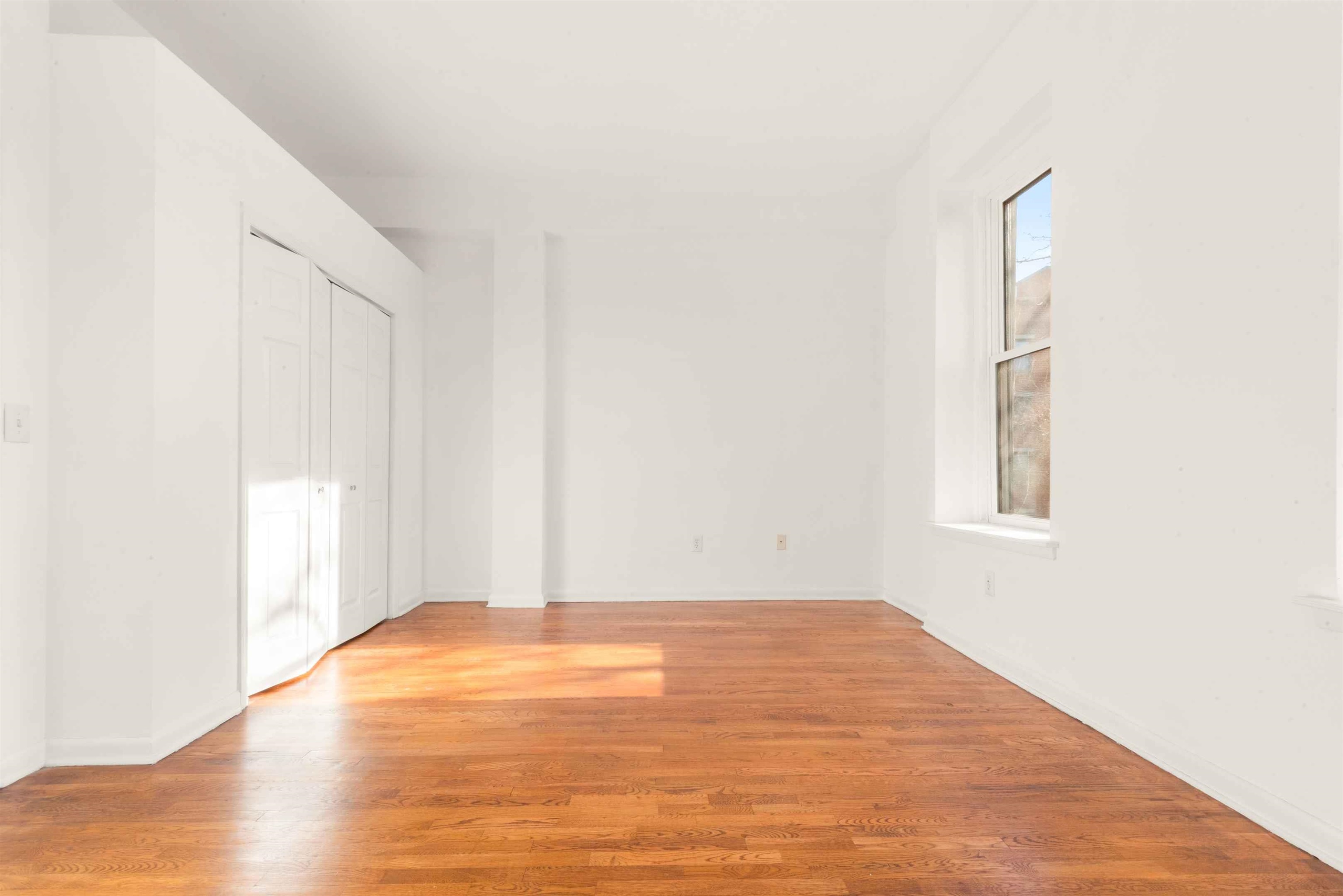 187 WAYNE ST Unit: 201C