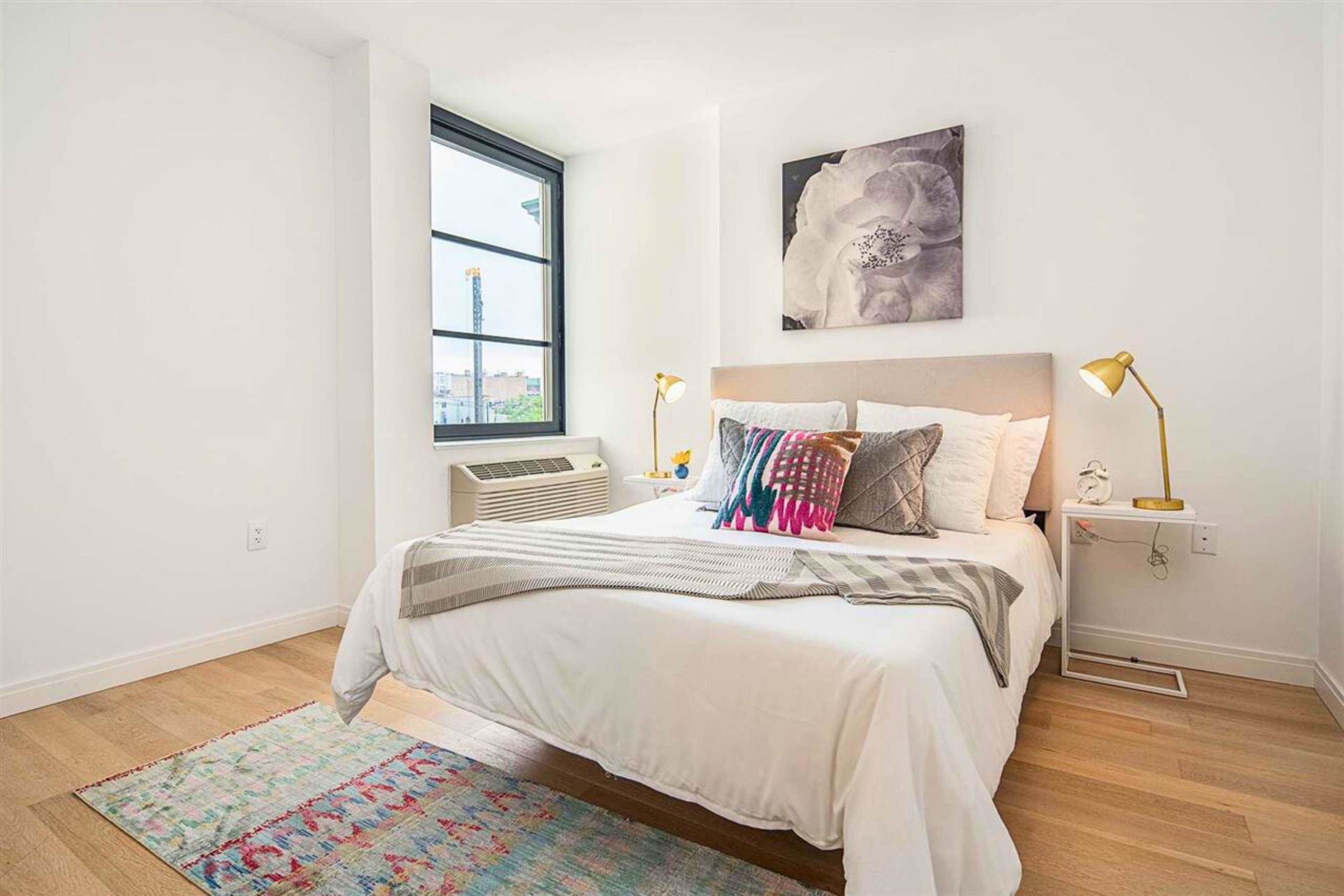 160 1ST ST Unit: 401