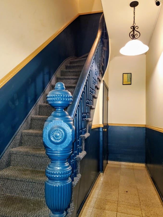 496 PAVONIA AVE Unit: B4