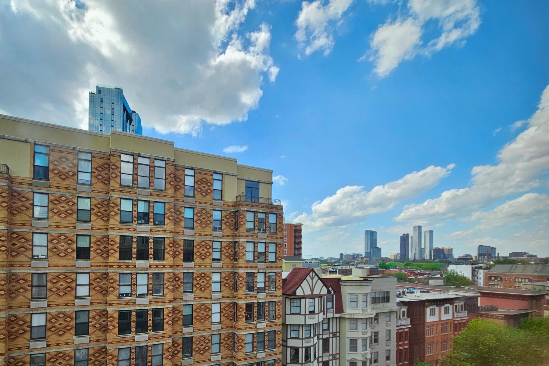 10 REGENT ST Unit: 704