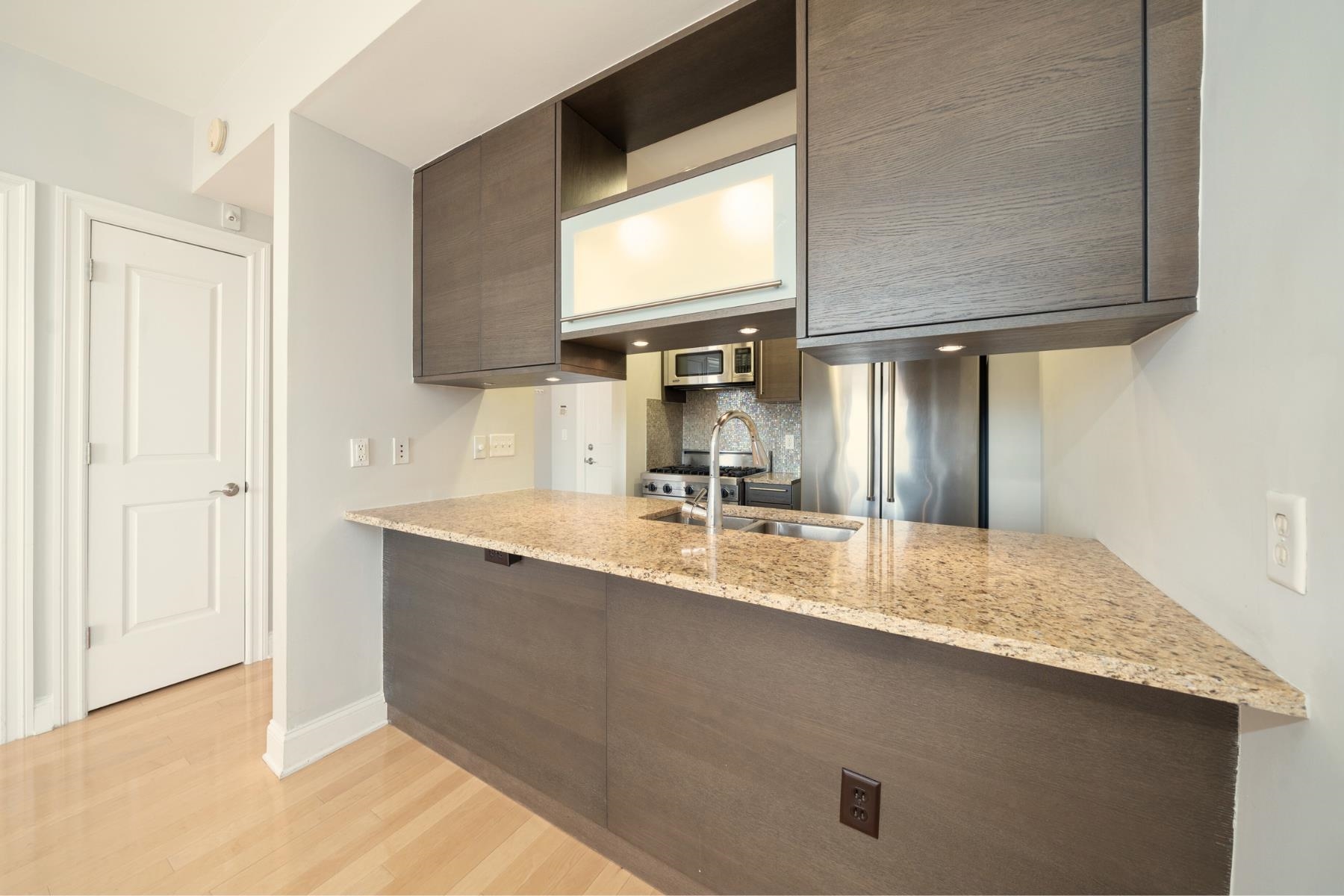 10 REGENT ST Unit: 704