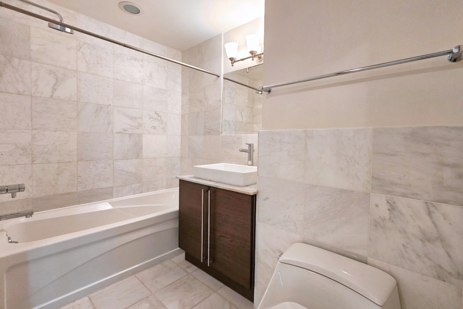 10 REGENT ST Unit: 704