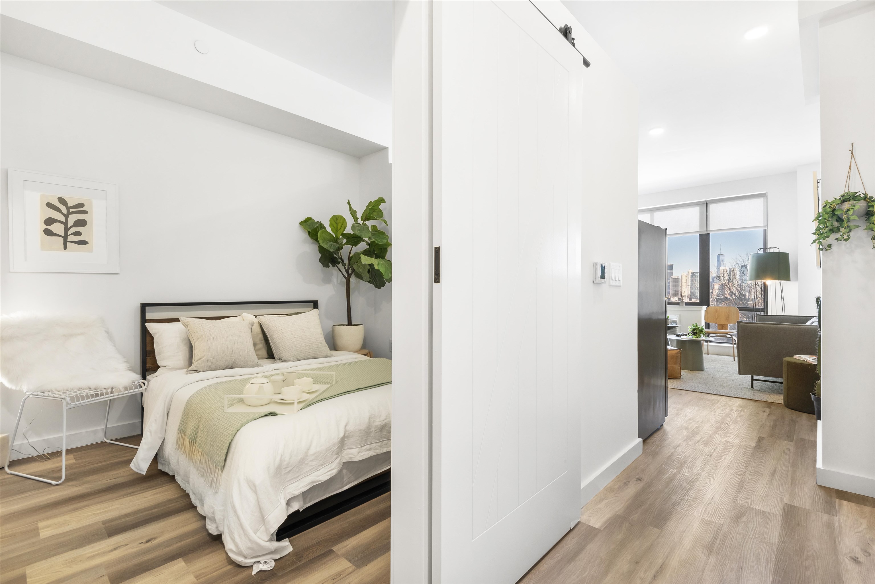55 JORDAN AVE Unit: 2211