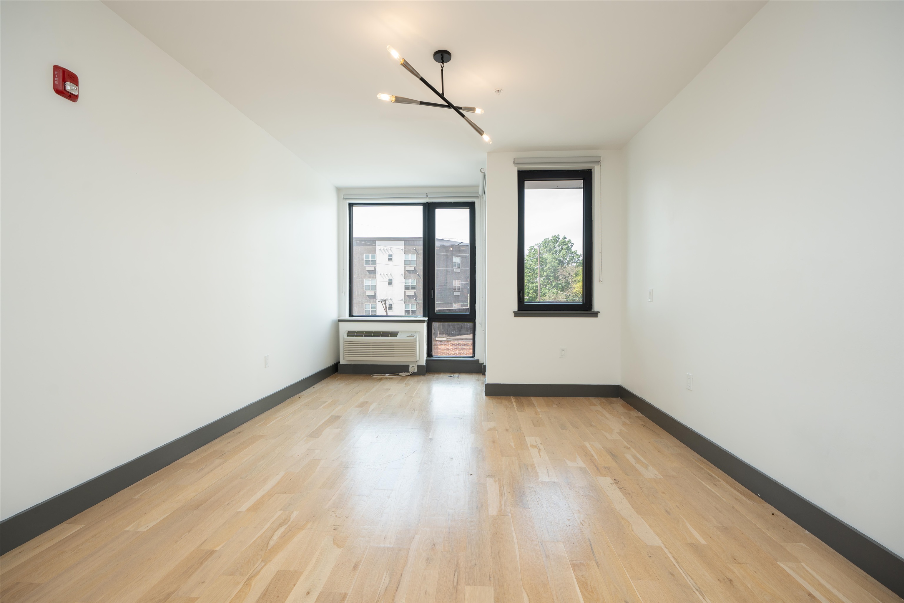 424 ARLINGTON AVE Unit: 408