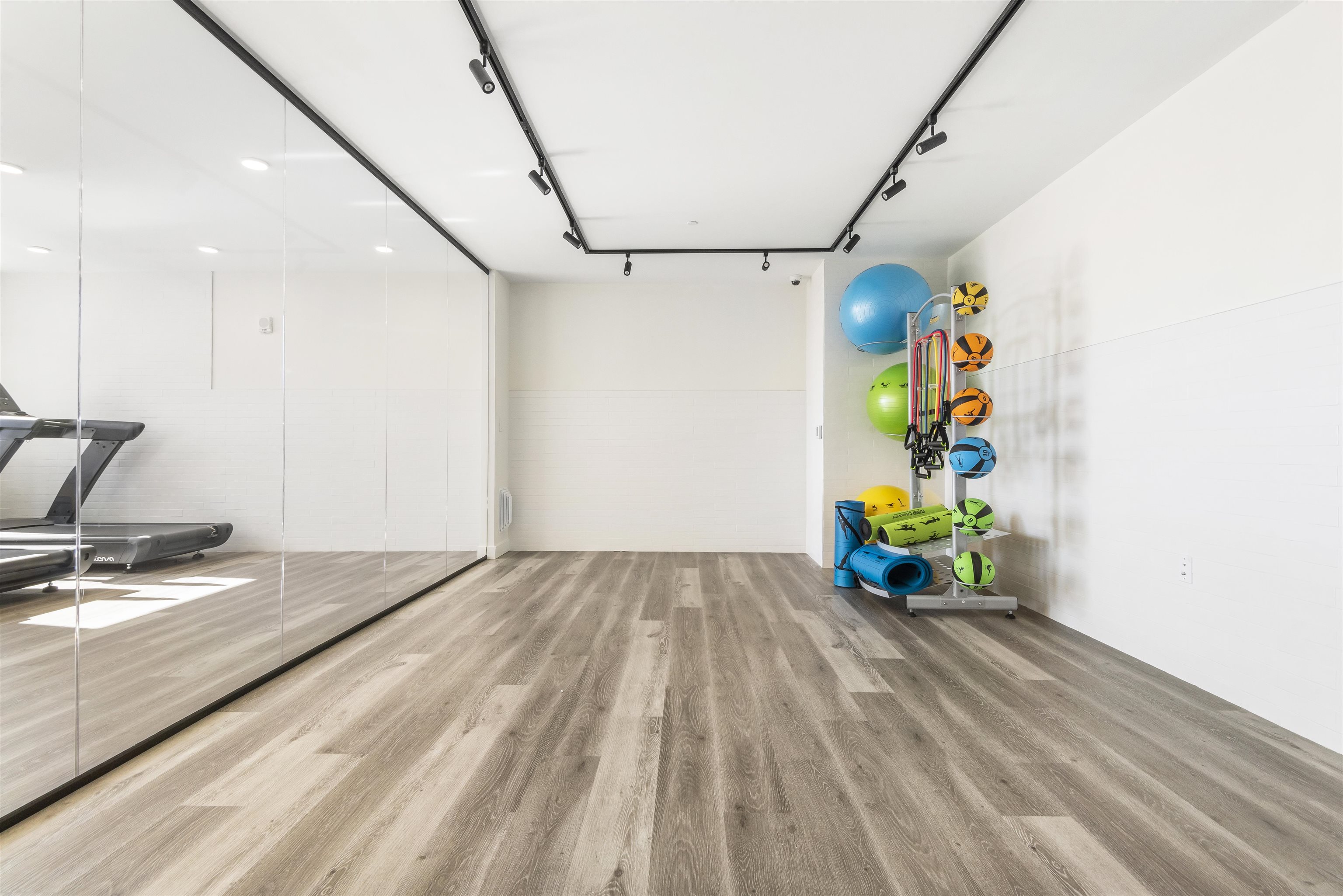 55 JORDAN AVE Unit: 1631