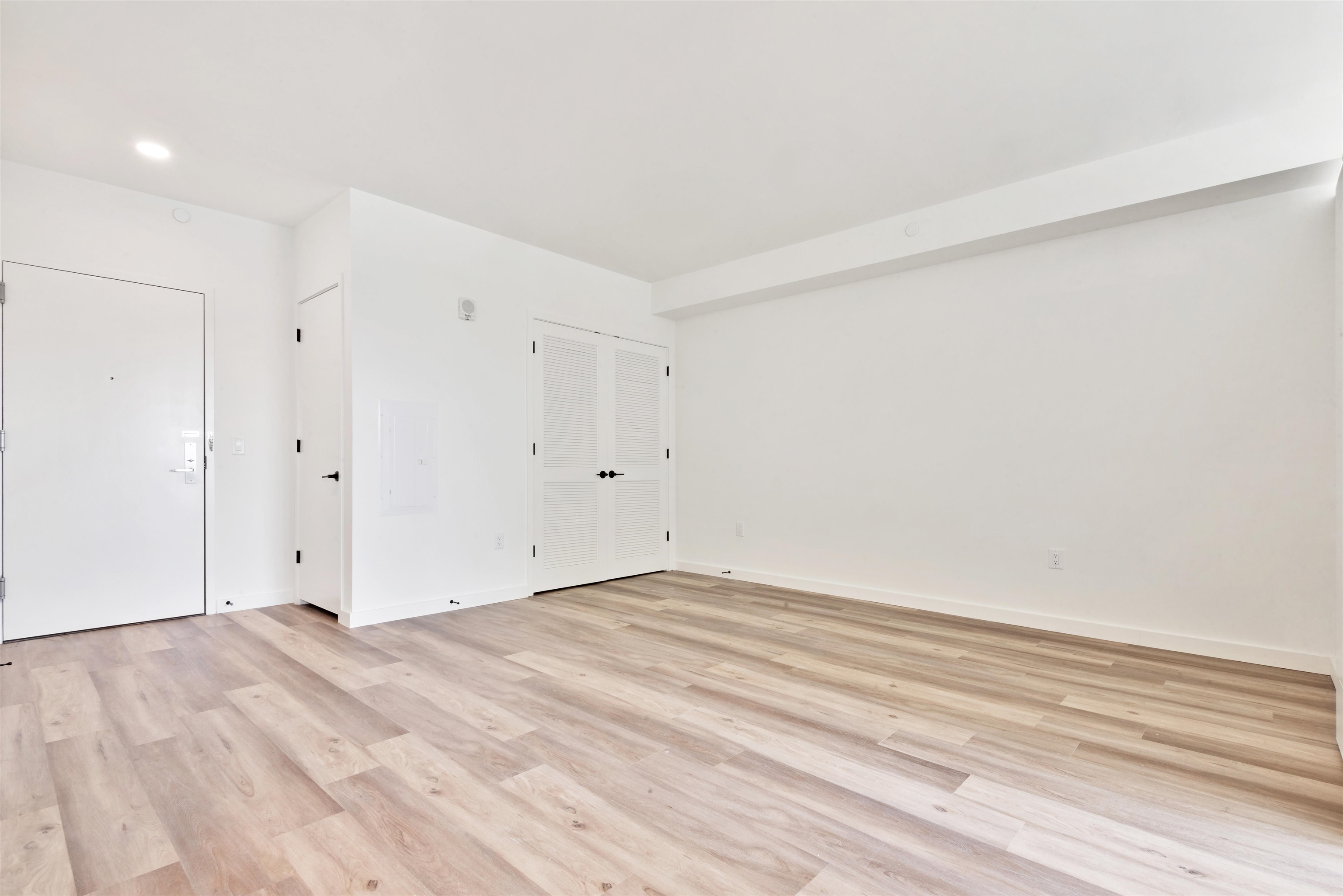 55 JORDAN AVE Unit: 1490