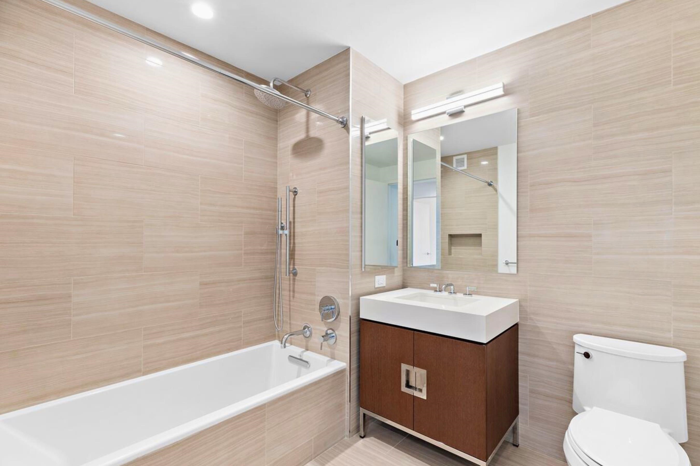 99 HUDSON ST Unit: 1107