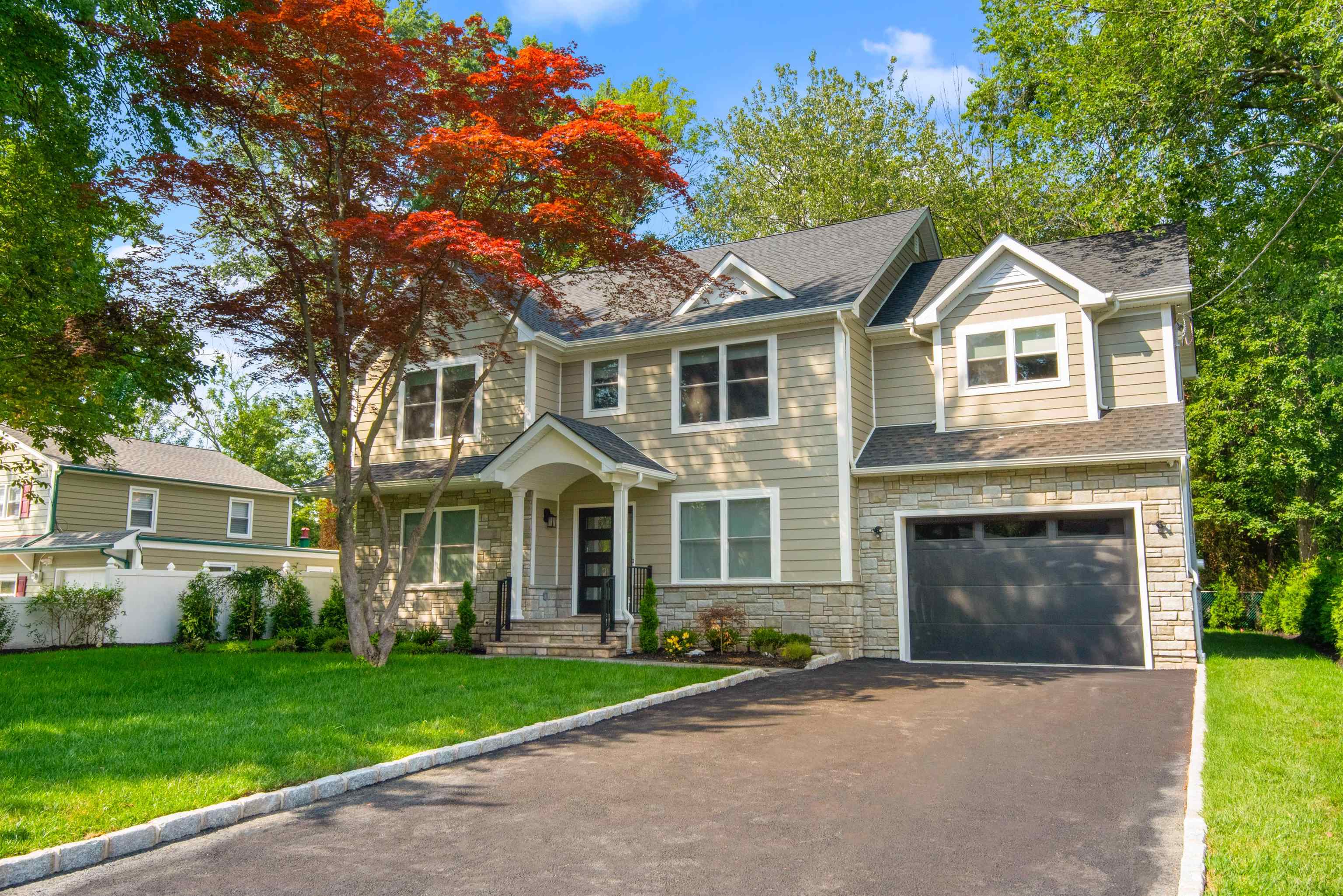 1283 RAHWAY AVE