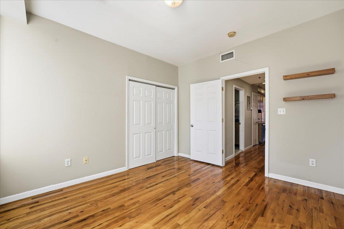 129 WILLOW AVE Unit: 3L