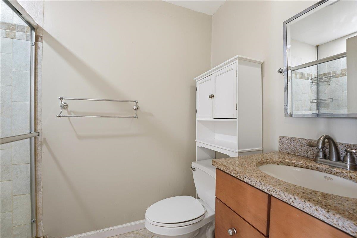 129 WILLOW AVE Unit: 3L