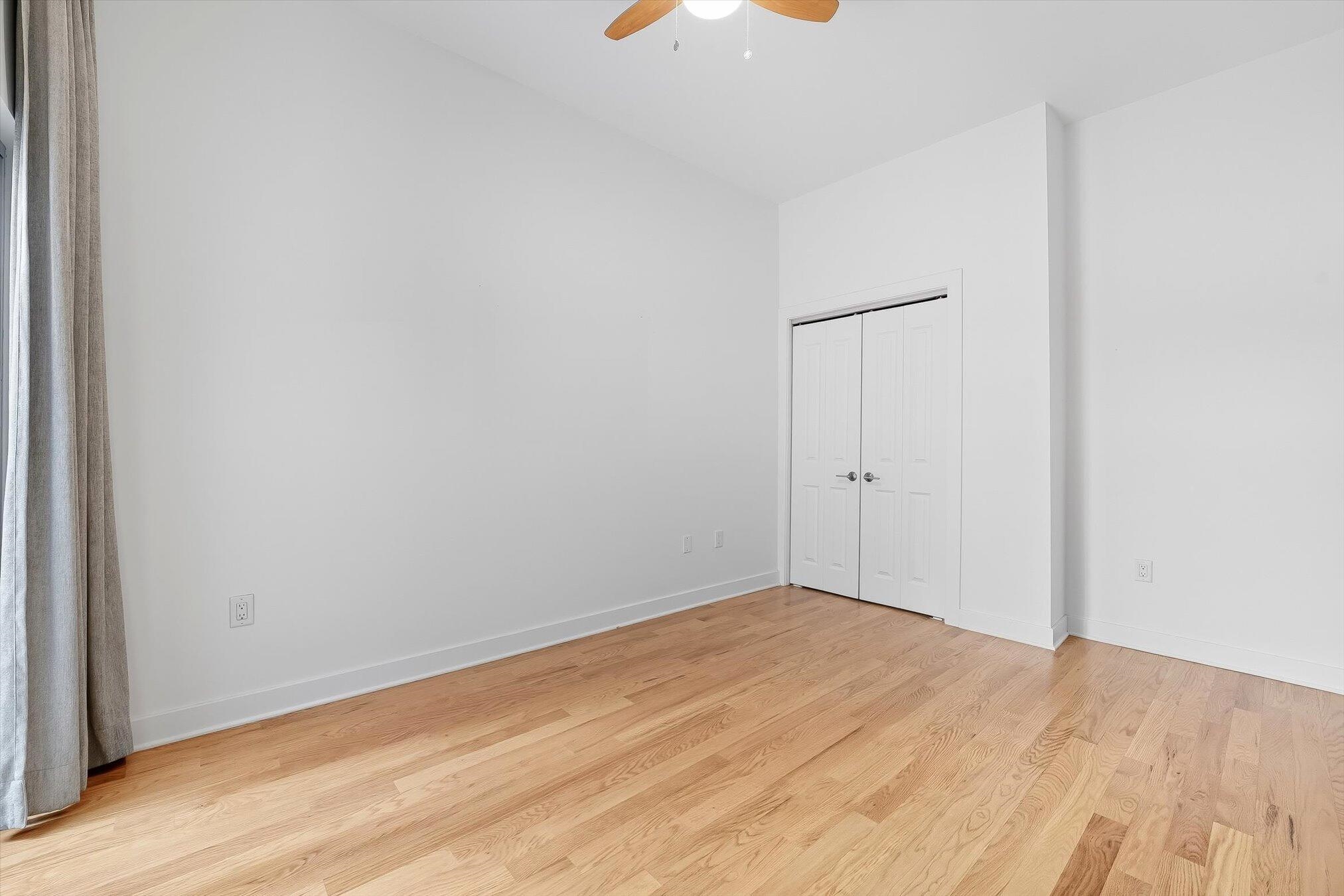 251 NEWARK AVE Unit: 2-C