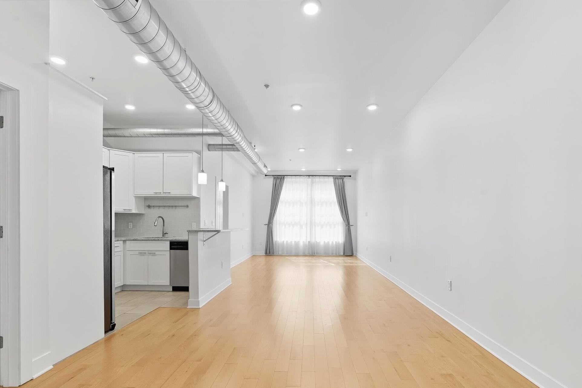 251 NEWARK AVE Unit: 2-C