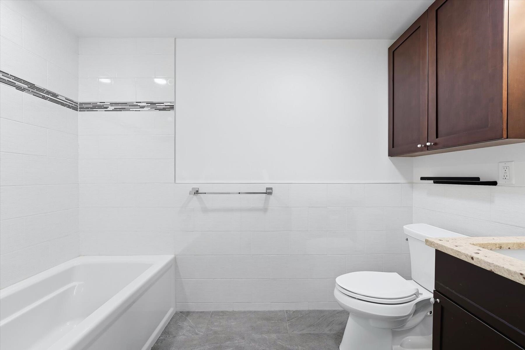 251 NEWARK AVE Unit: 2-C