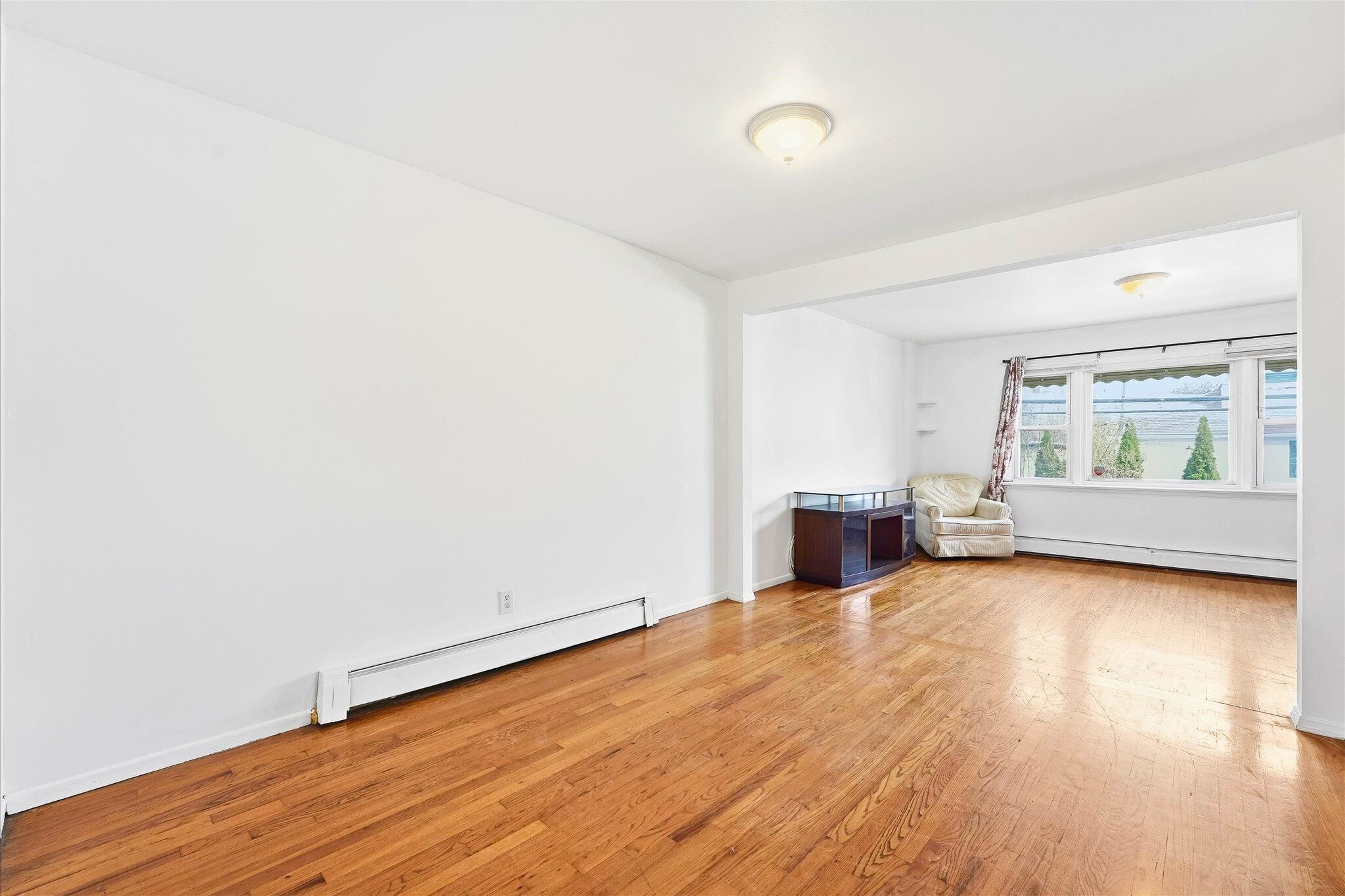 41 ALAN TERRACE Unit: 1