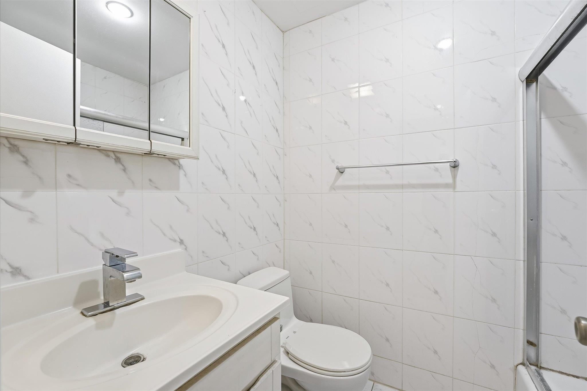 41 ALAN TERRACE Unit: 1