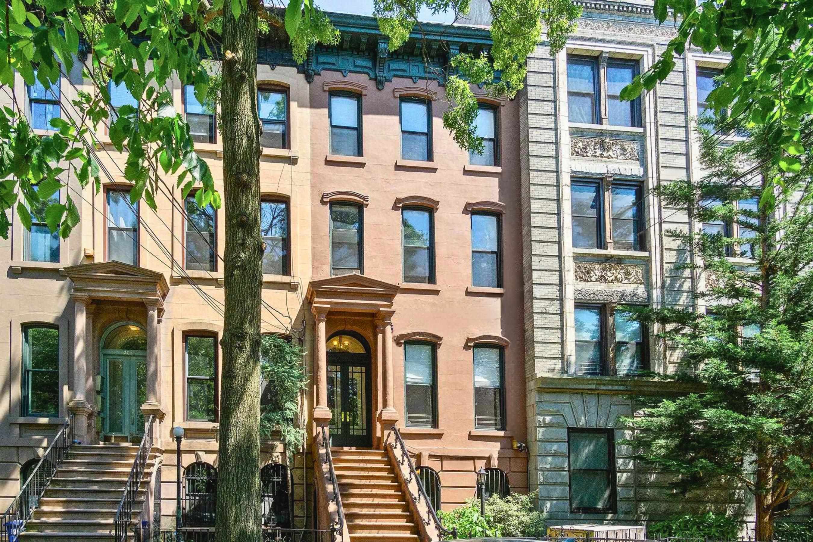 262 BARROW ST Unit: 3