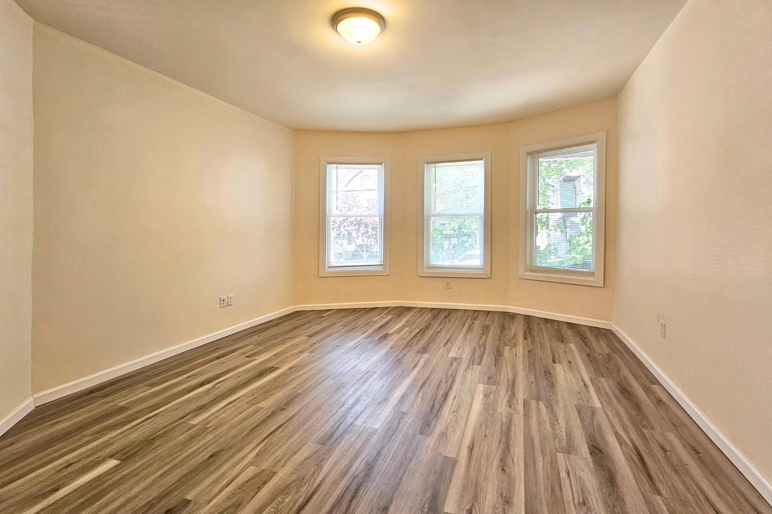 45 GAUTIER AVE Unit: 1