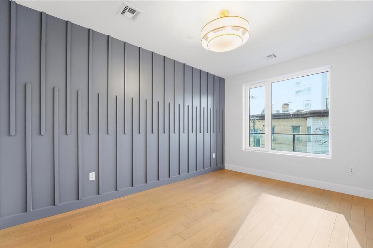 35 ORCHARD ST Unit: 303