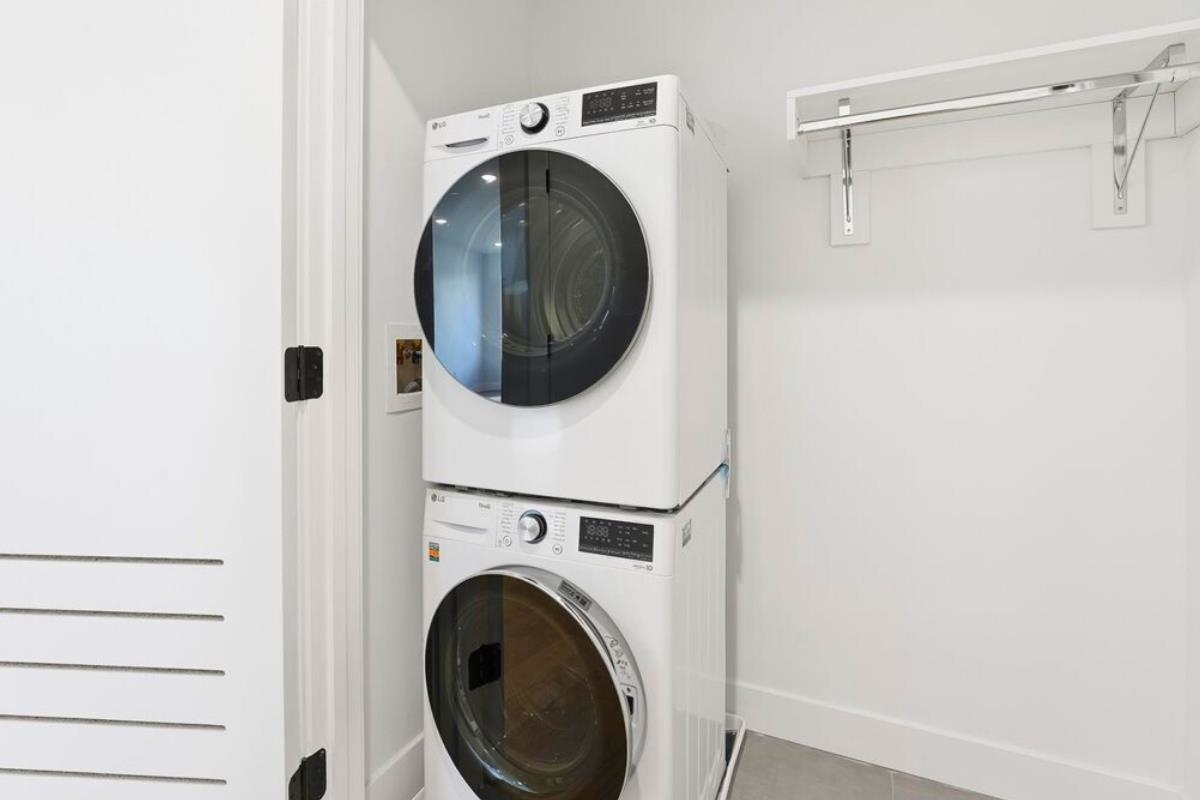 35 ORCHARD ST Unit: 303