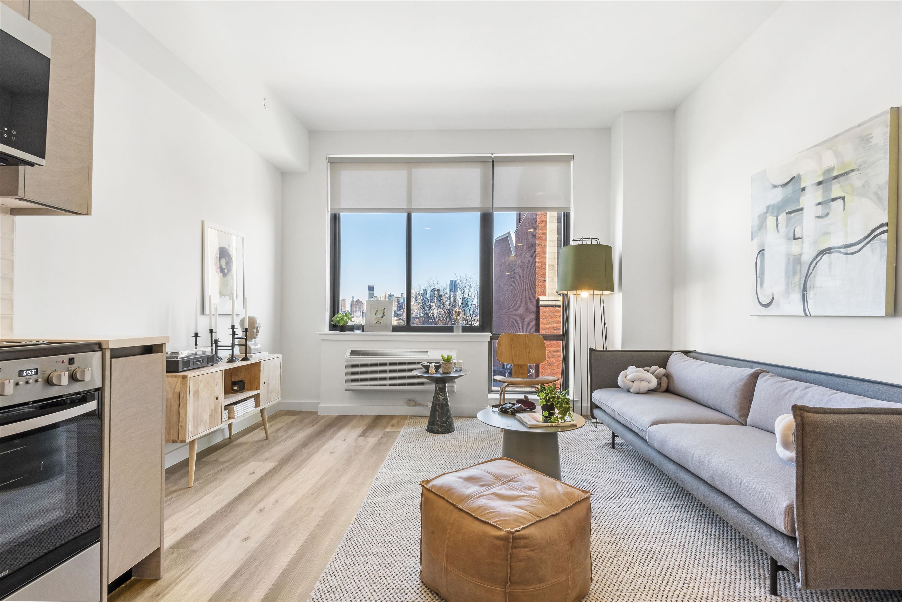 55 JORDAN AVE Unit: 3815