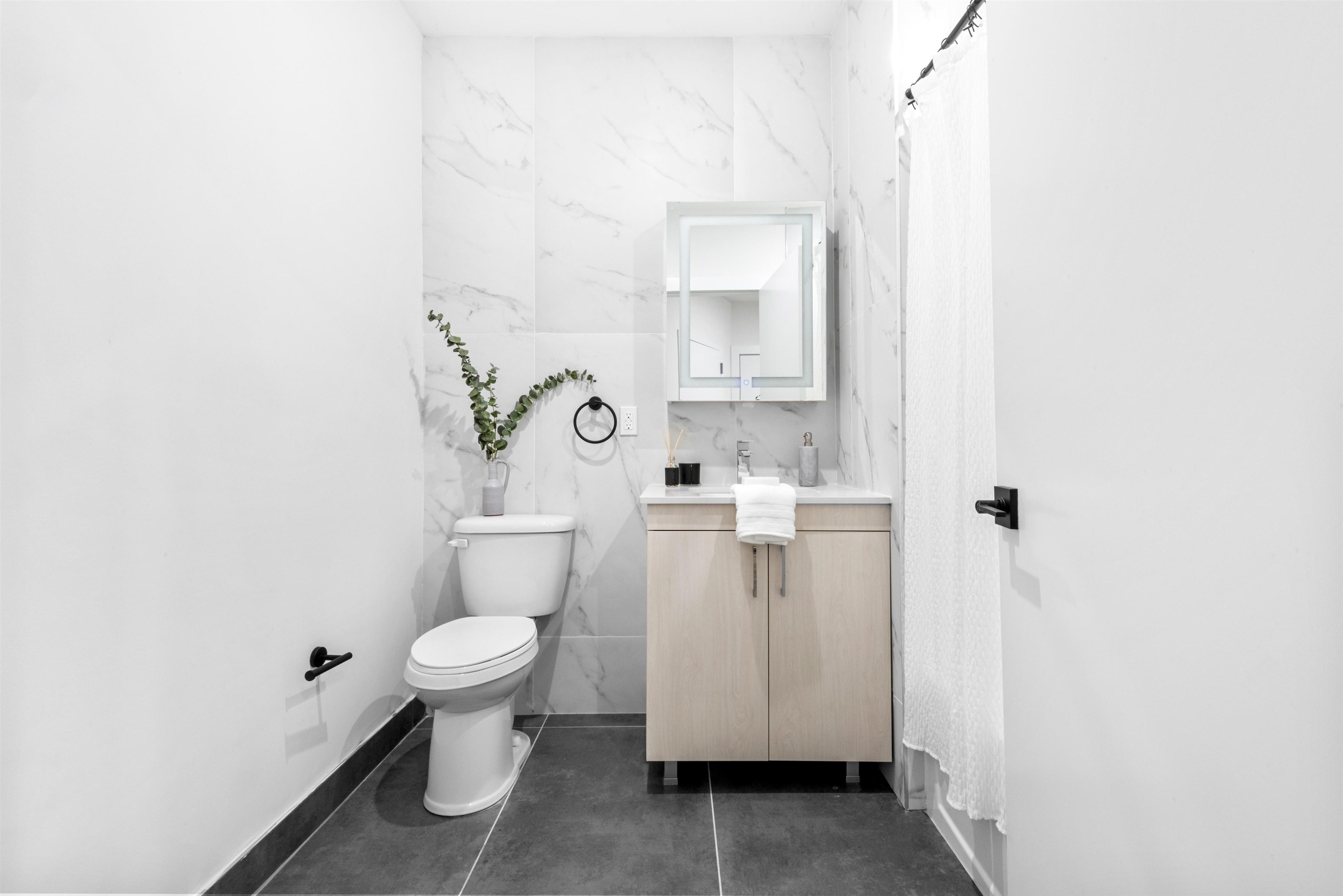 99 STORMS AVE Unit: 7207