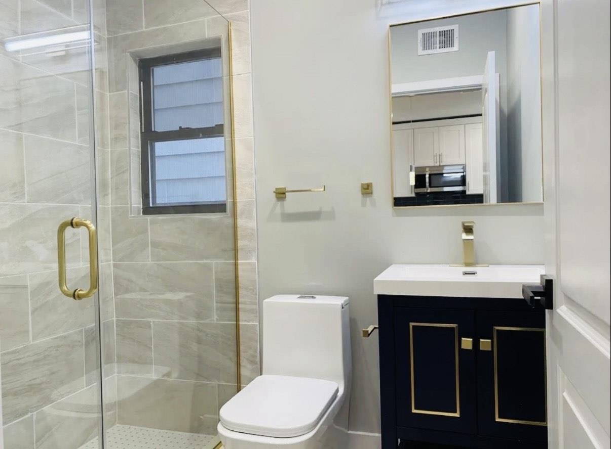 41 BEACON AVE Unit: 1