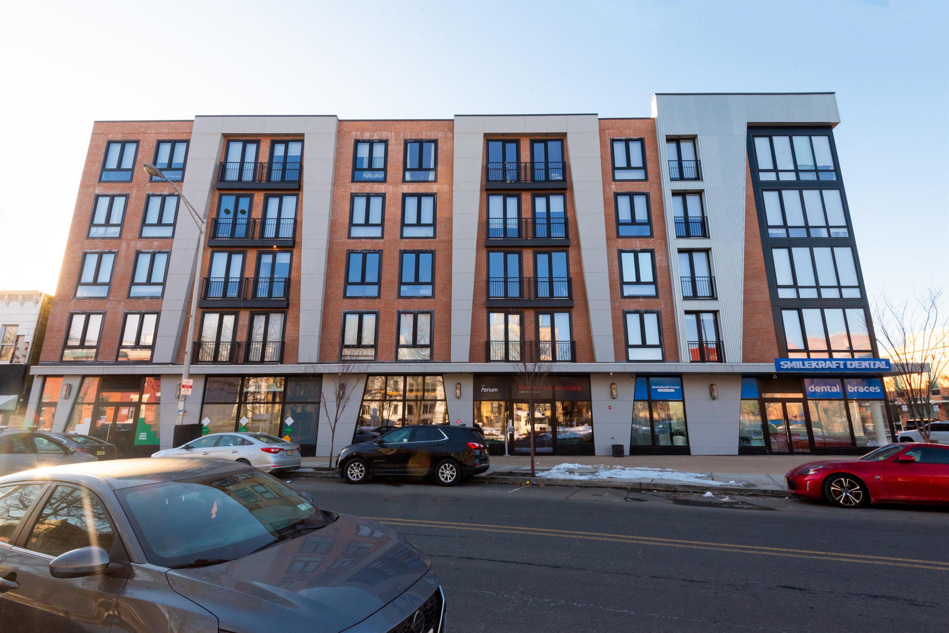 545 MARTIN LUTHER KING JR DR Unit: 507