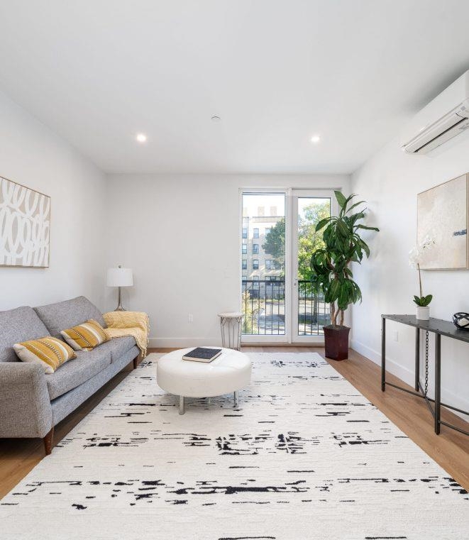 545 MARTIN LUTHER KING JR DR Unit: 409